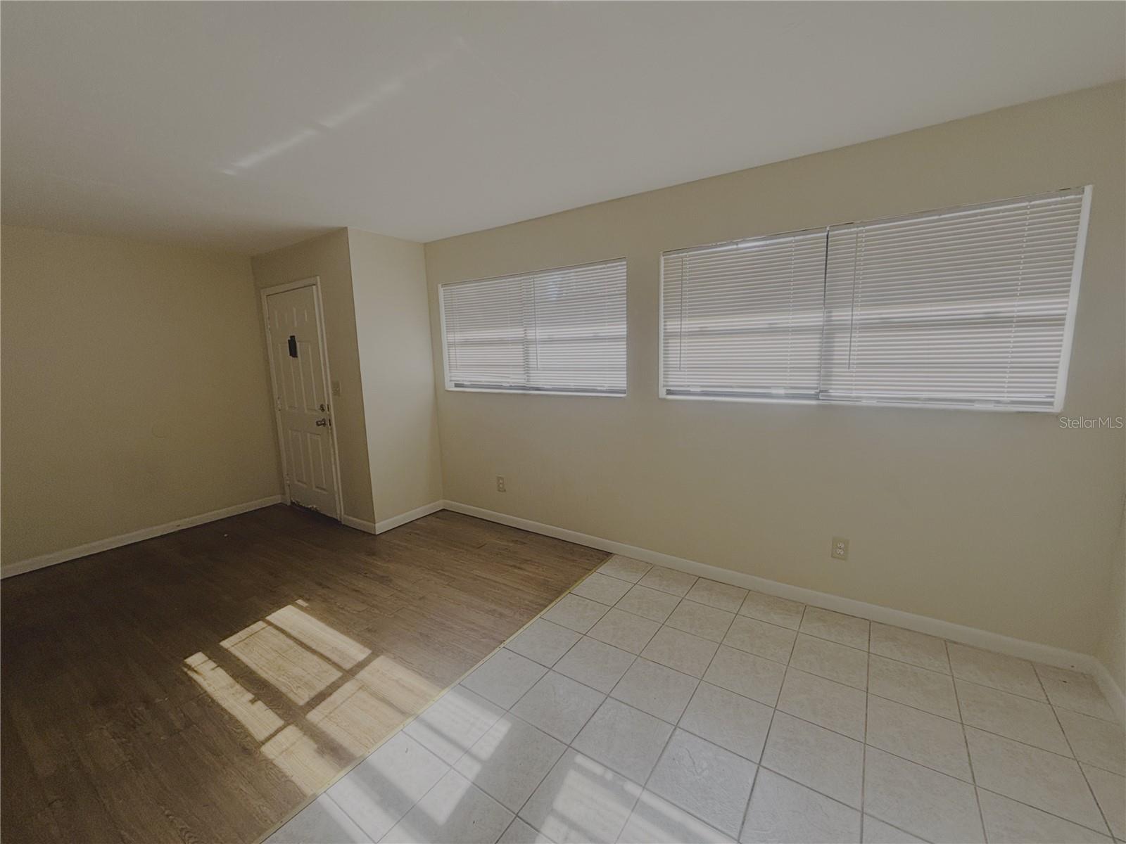 1915 Sw 70 Ter #c Property Photo 4