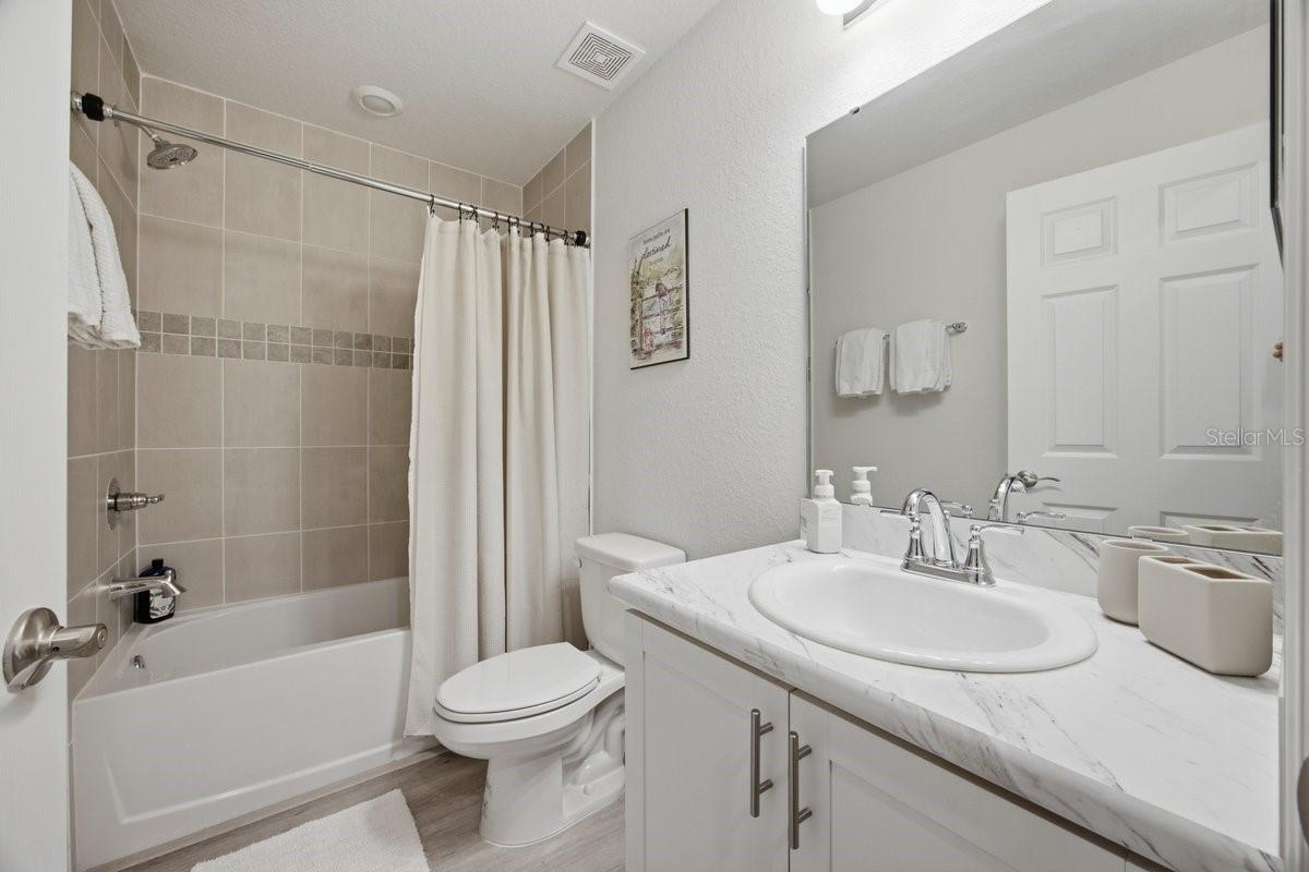 5813 Millhouse Way Property Photo 17