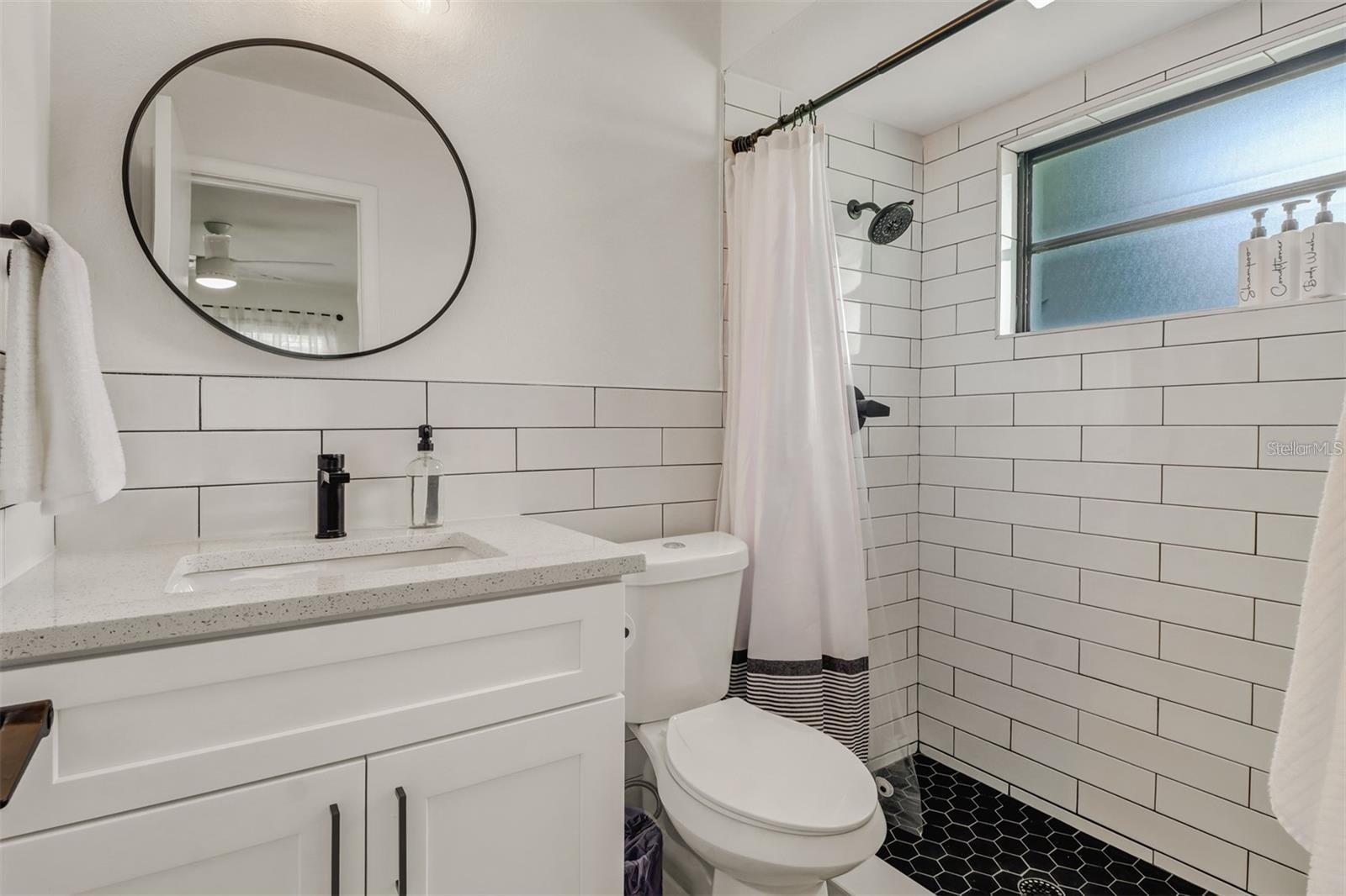 4711 Forest Glen Dr Property Photo 18