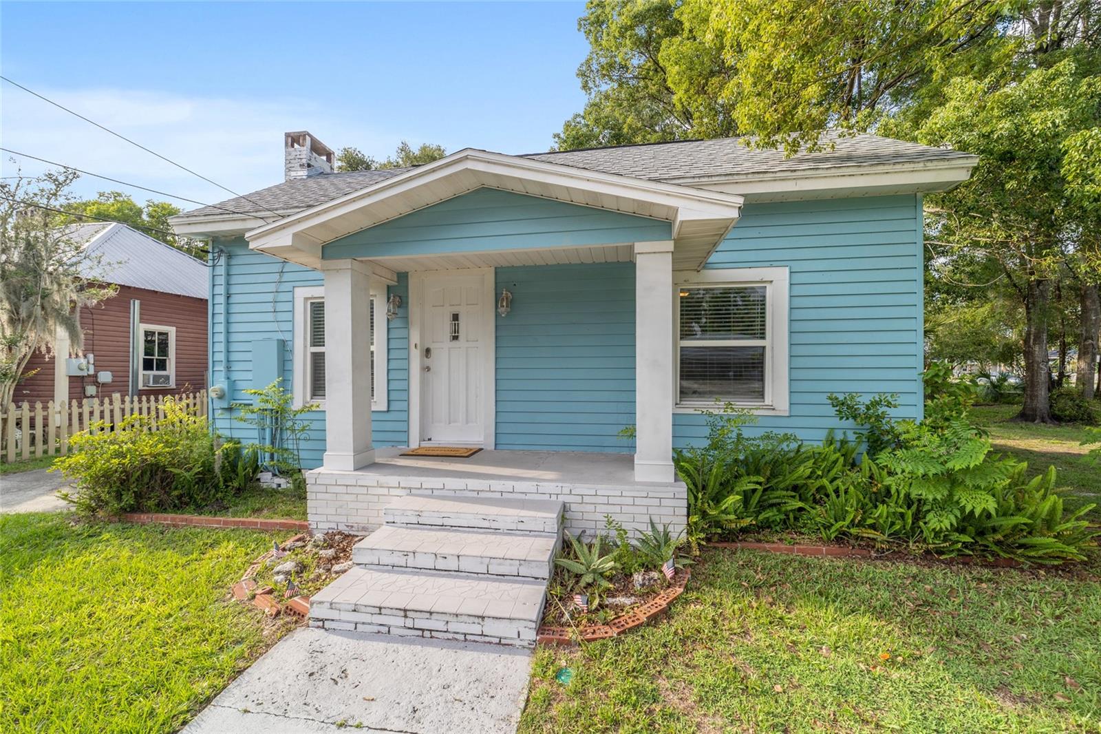 20837 Walnut St Property Photo 2