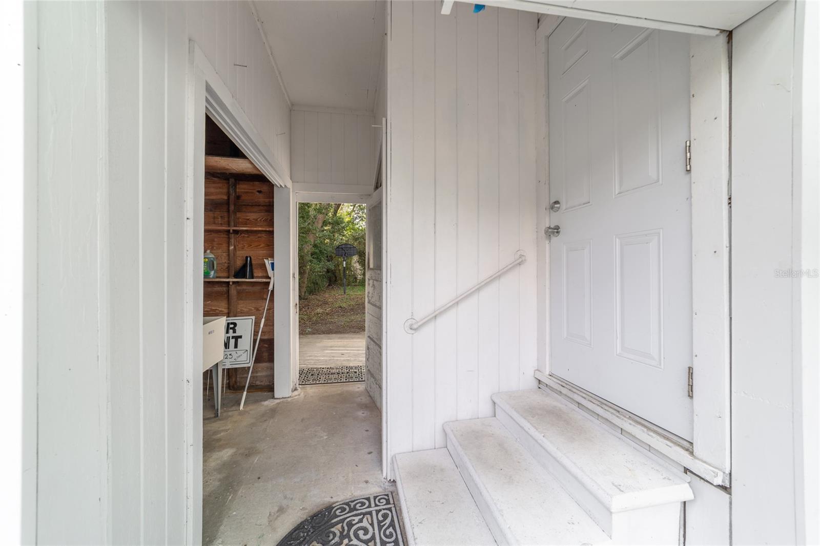 20837 Walnut St Property Photo 34