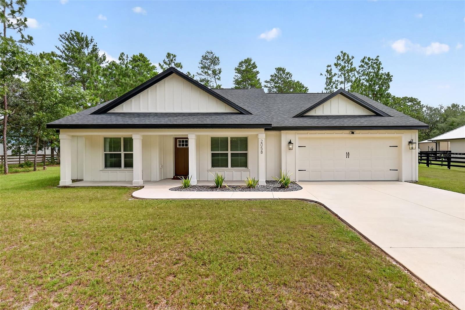 2058 County Road 243f Property Photo 2