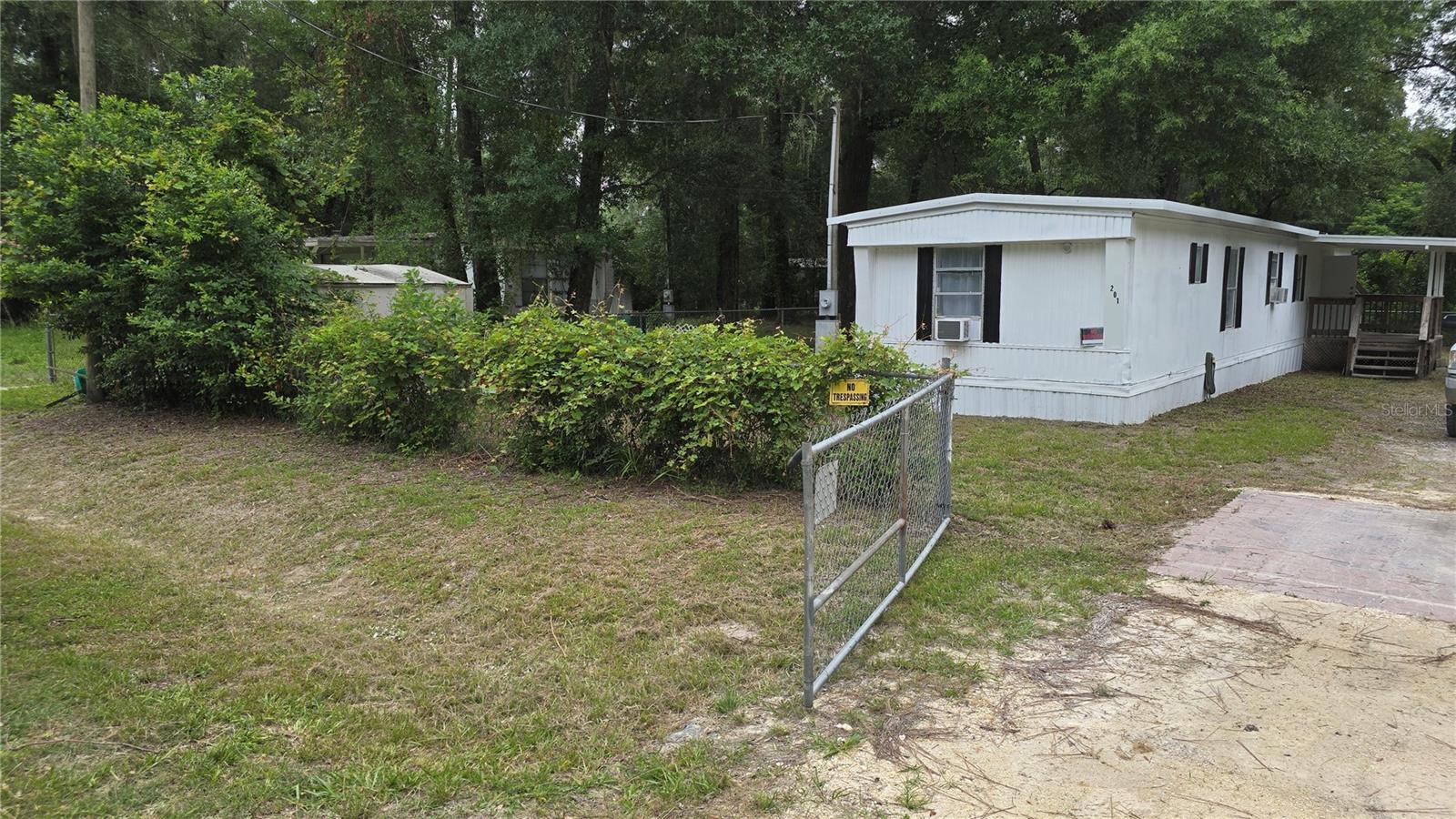 201 Nw 135th Ave Property Photo 2