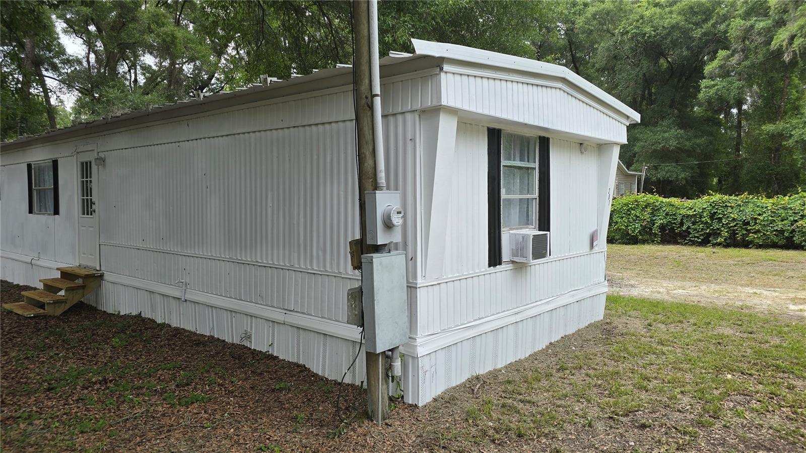 201 Nw 135th Ave Property Photo 5