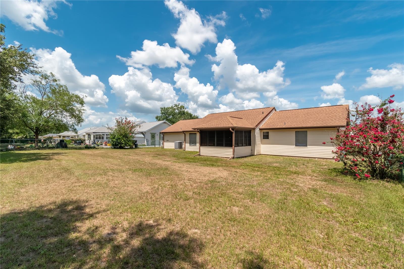 3340 Nw 44th Ct Property Photo 41