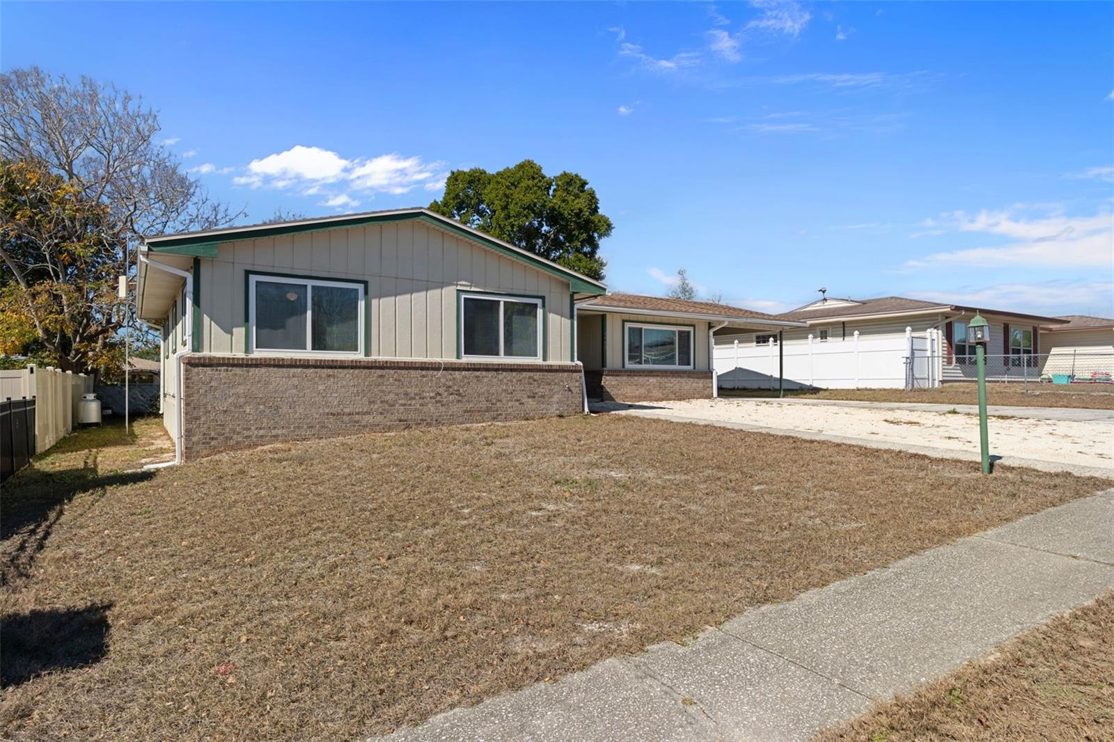 4469 Keyes Ave Property Photo 4