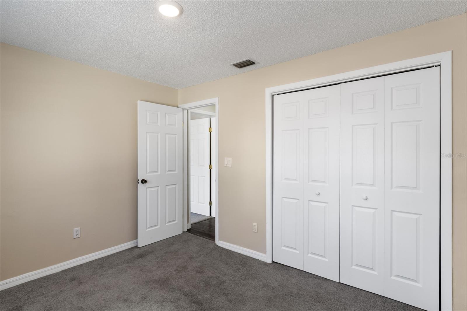 4469 Keyes Ave Property Photo 12