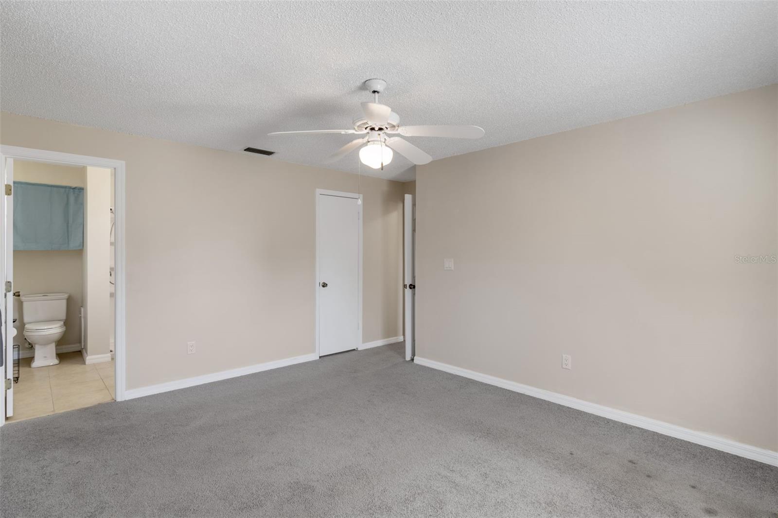 4469 Keyes Ave Property Photo 22