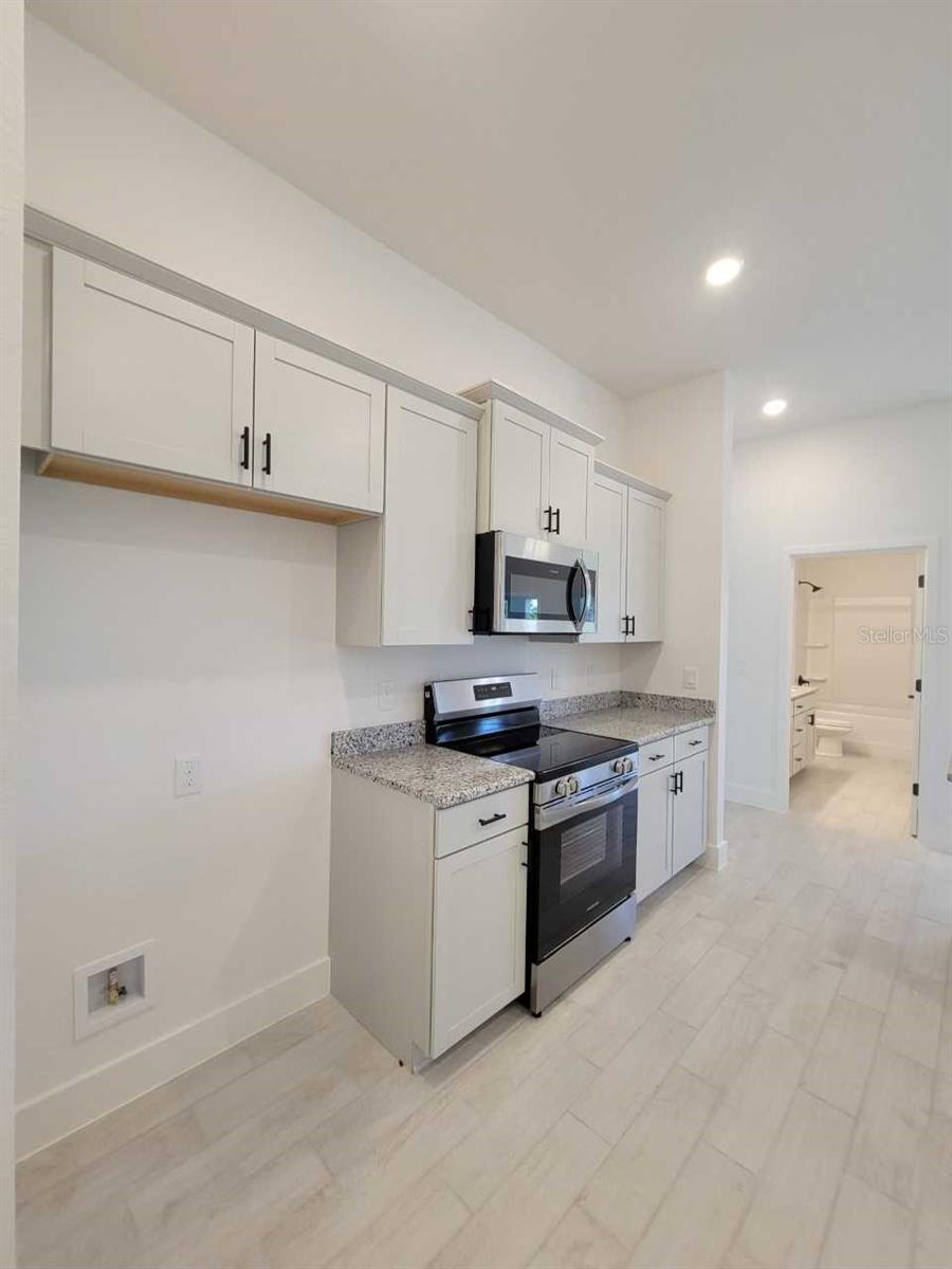 13060 Sw 38th Ter Property Photo 9