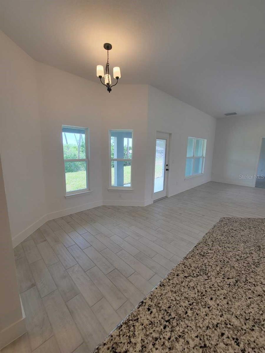 13060 Sw 38th Ter Property Photo 15