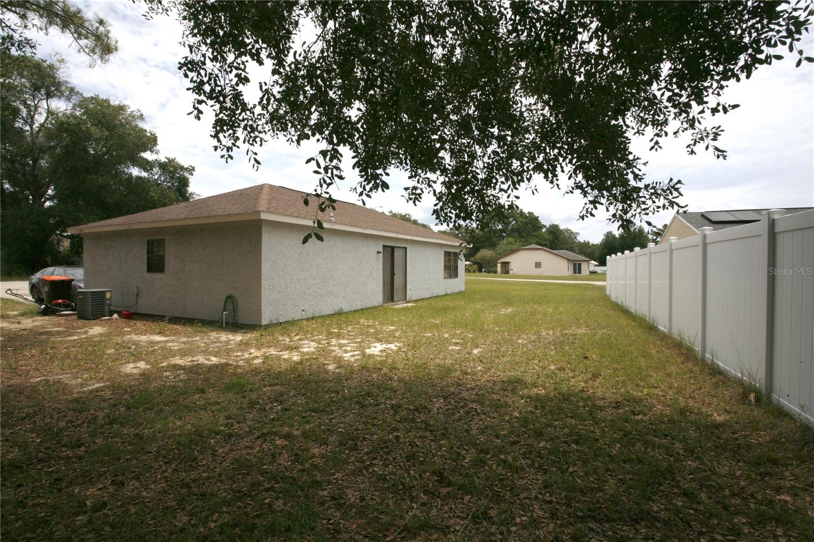 314 Oak Track Pass Property Photo 4