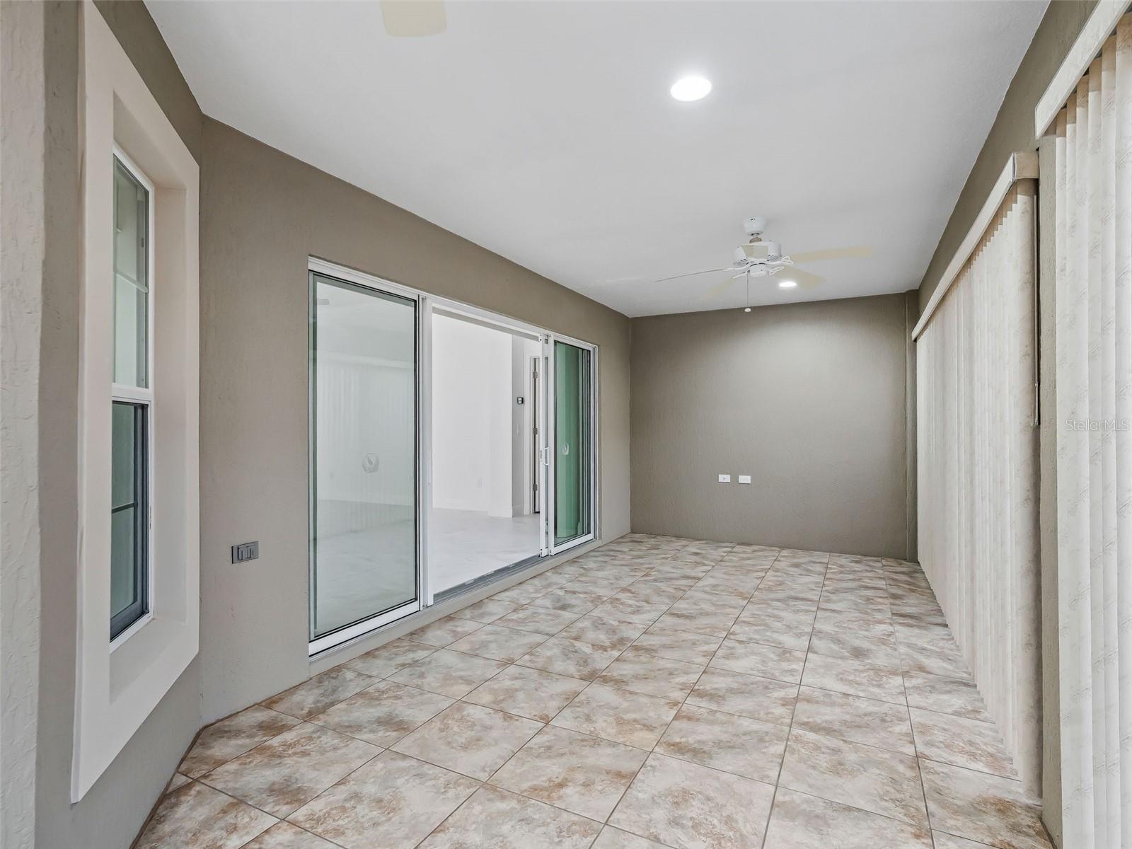 3556 Mistletoe Ct Property Photo 49