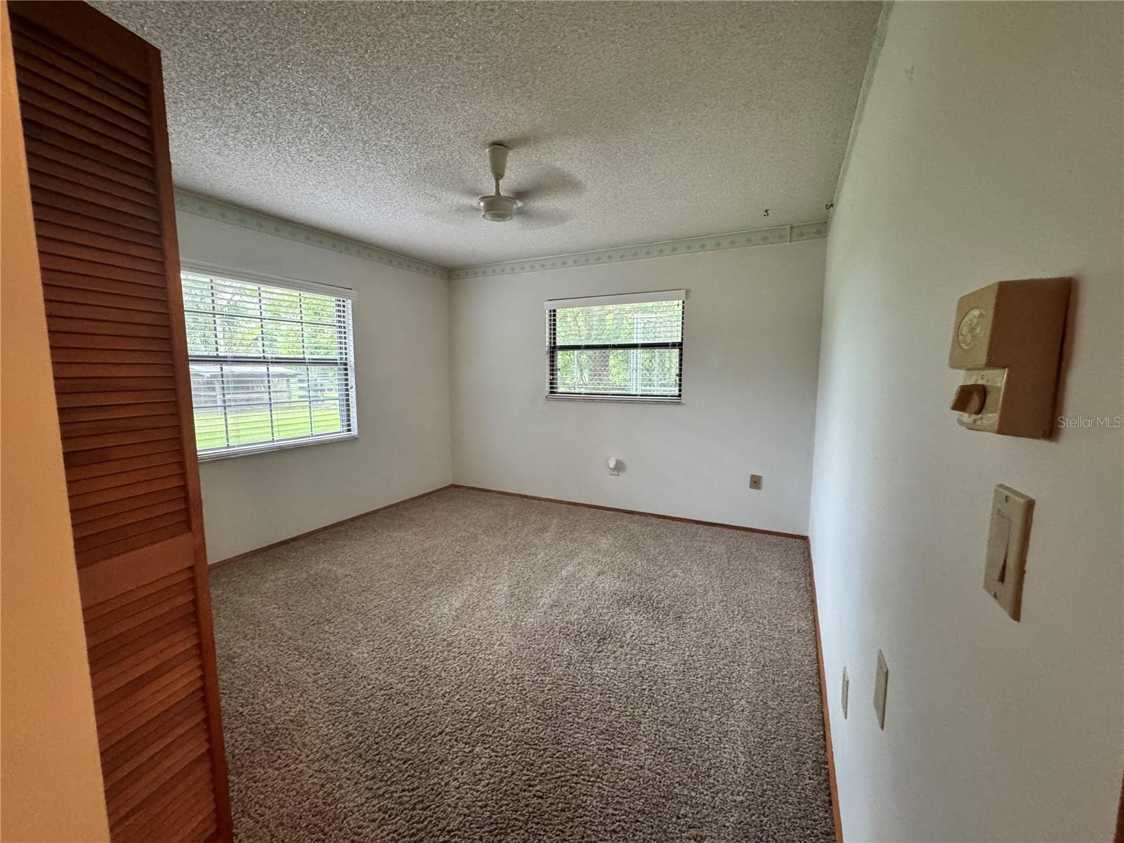 8225 E Highway 25 Property Photo 19