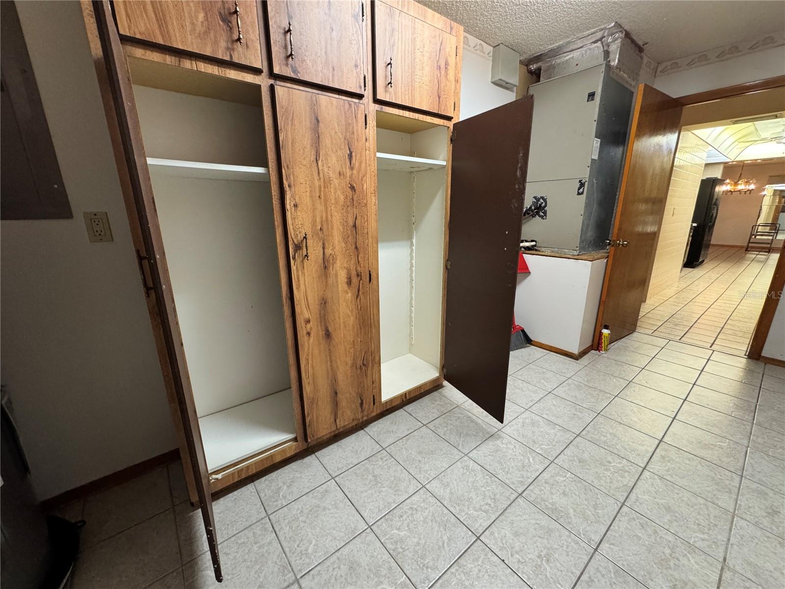 8225 E Highway 25 Property Photo 31