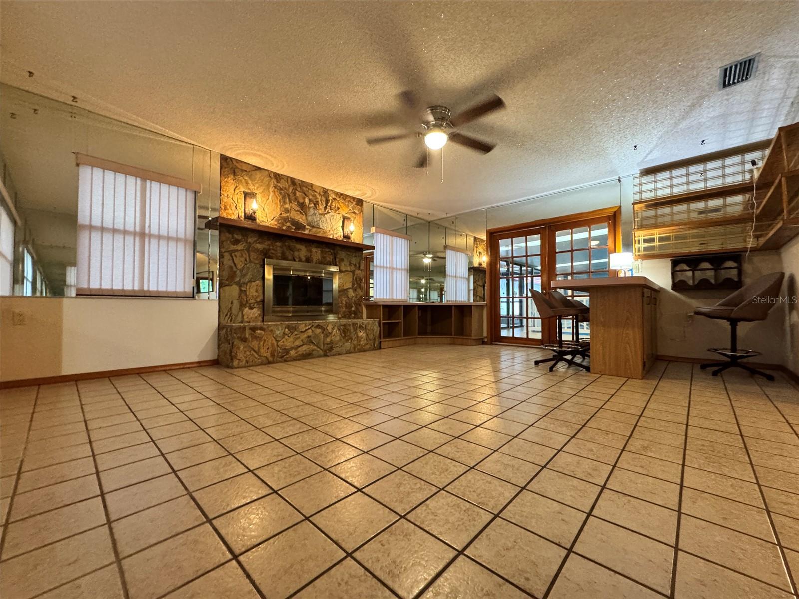 8225 E Highway 25 Property Photo 34