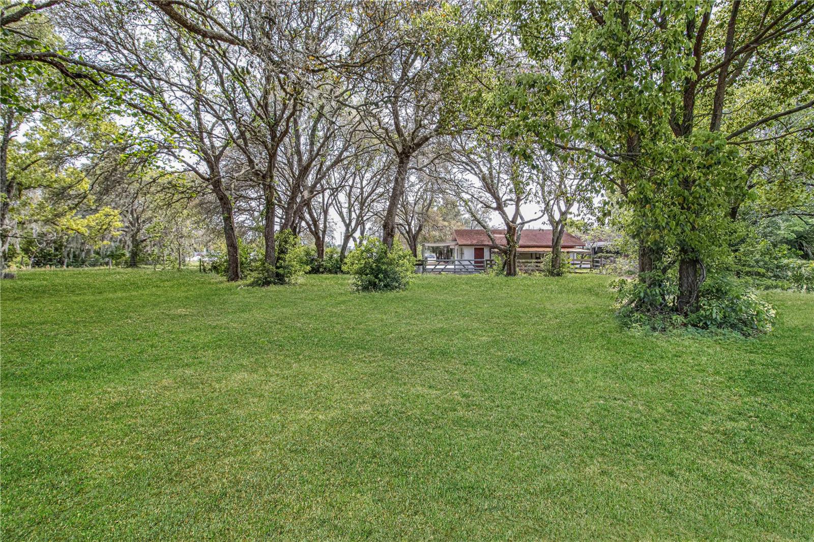 8225 E Highway 25 Property Photo 46