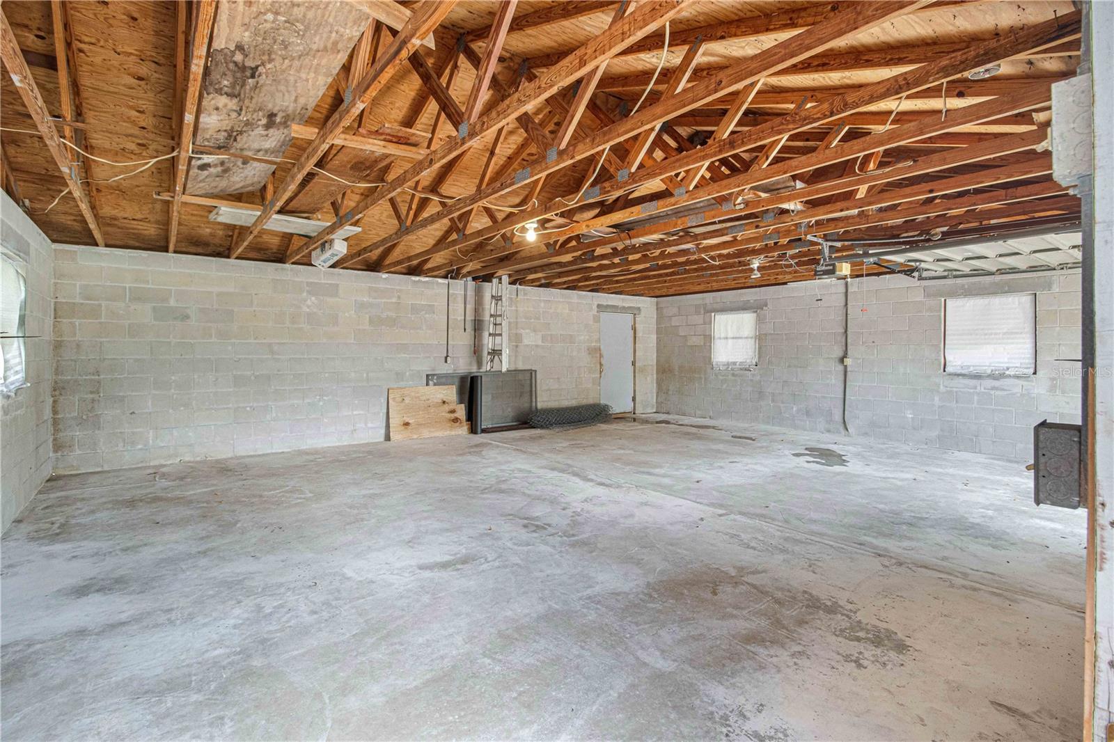 8225 E Highway 25 Property Photo 60