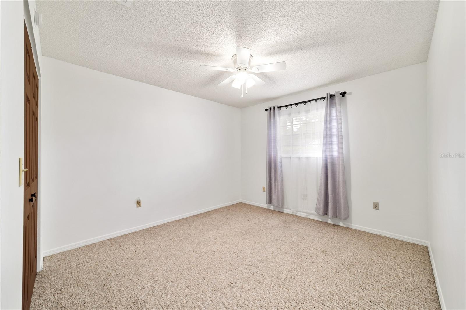 4508 Se 2nd Pl Property Photo 16