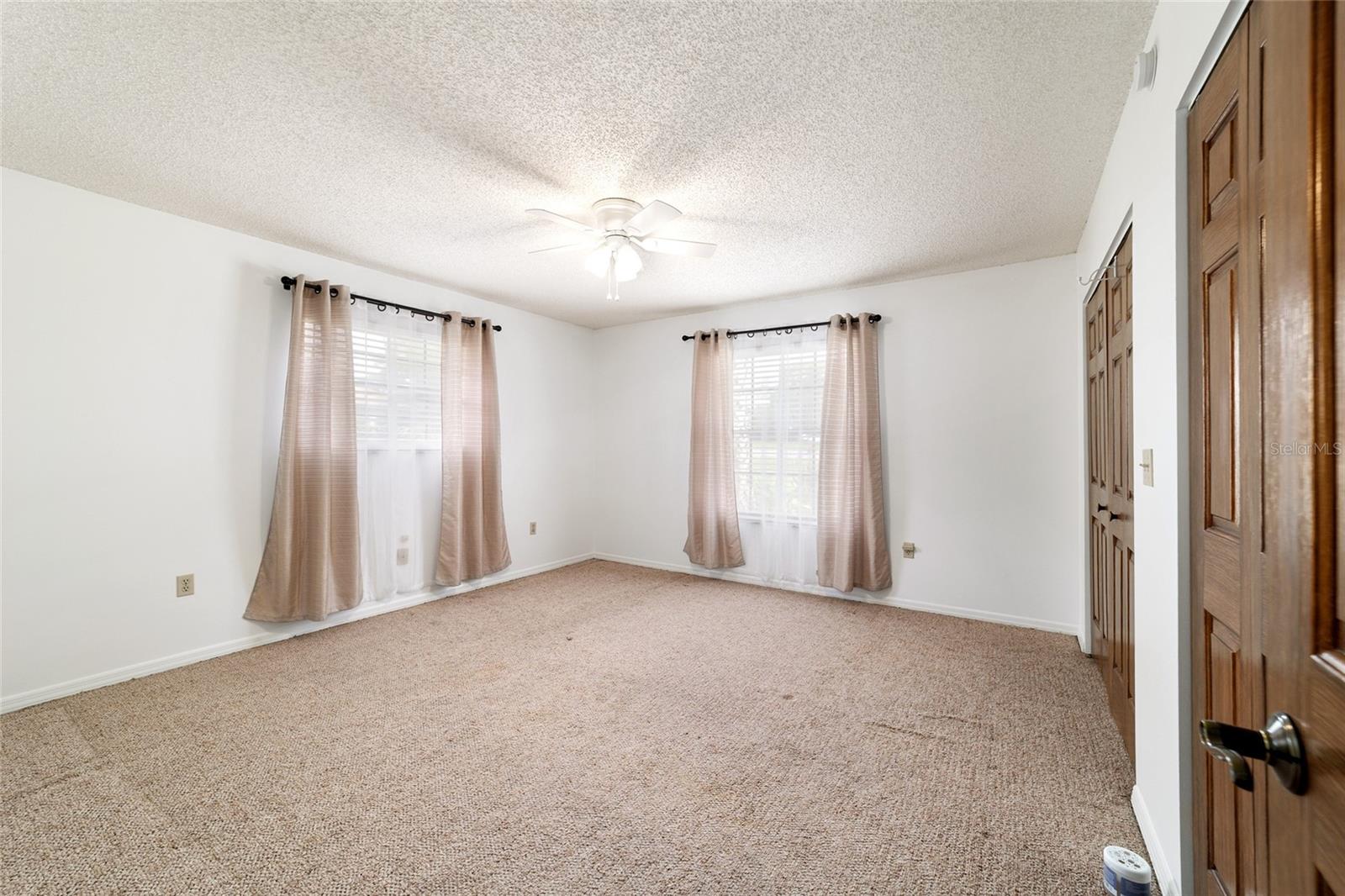 4508 Se 2nd Pl Property Photo 17