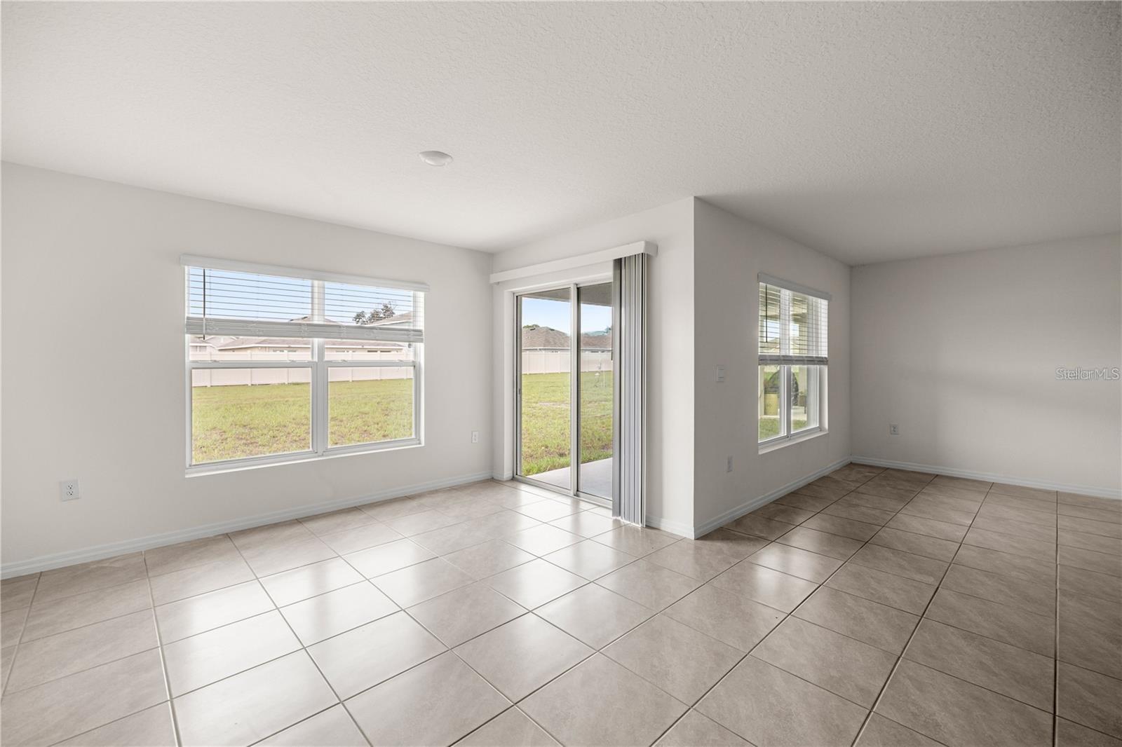 8904 Sw 50th Ter Property Photo 12