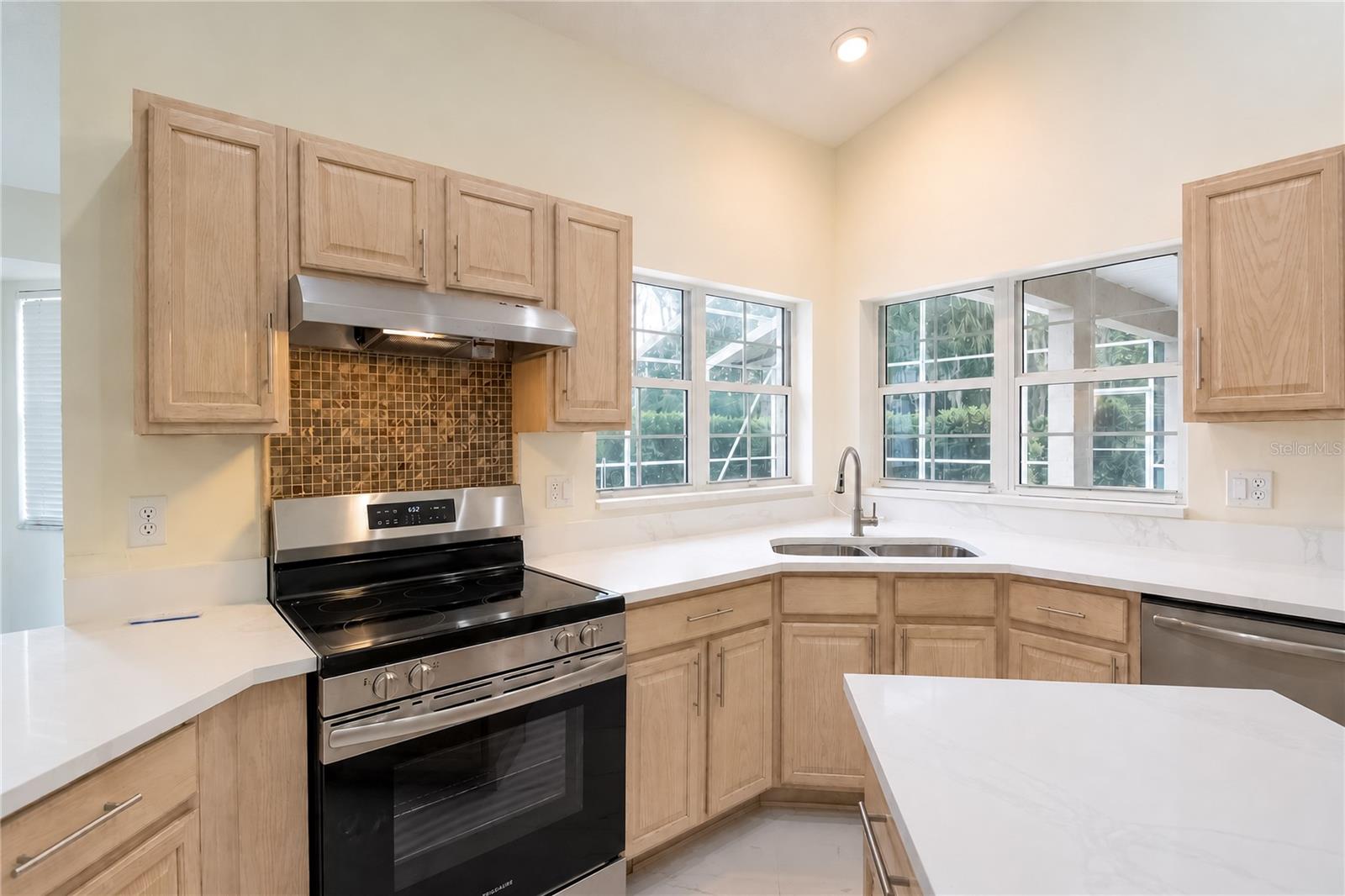7649 Sw 103rd Loop Property Photo 11