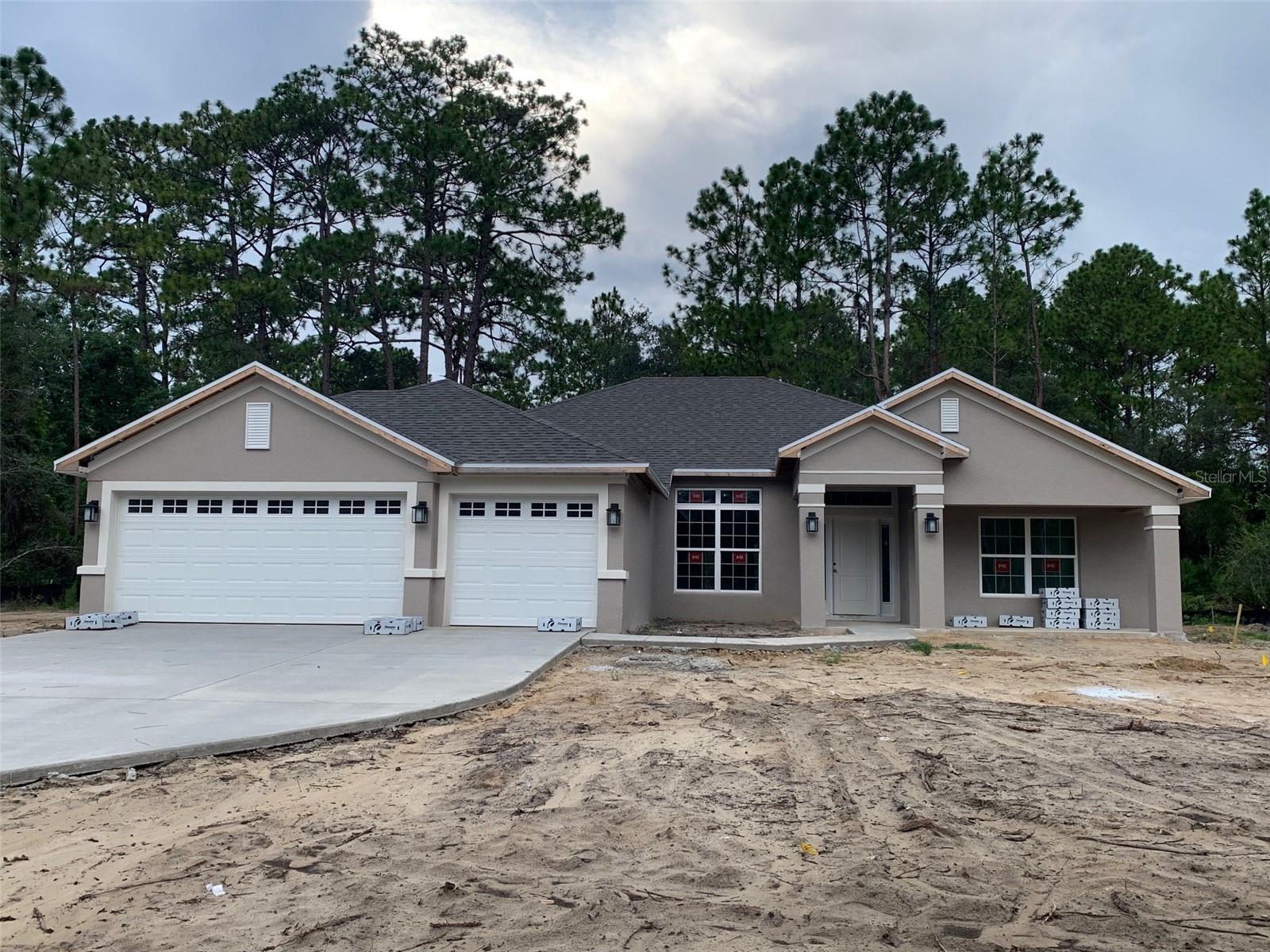 5202 N Allamandra Dr Property Photo 6