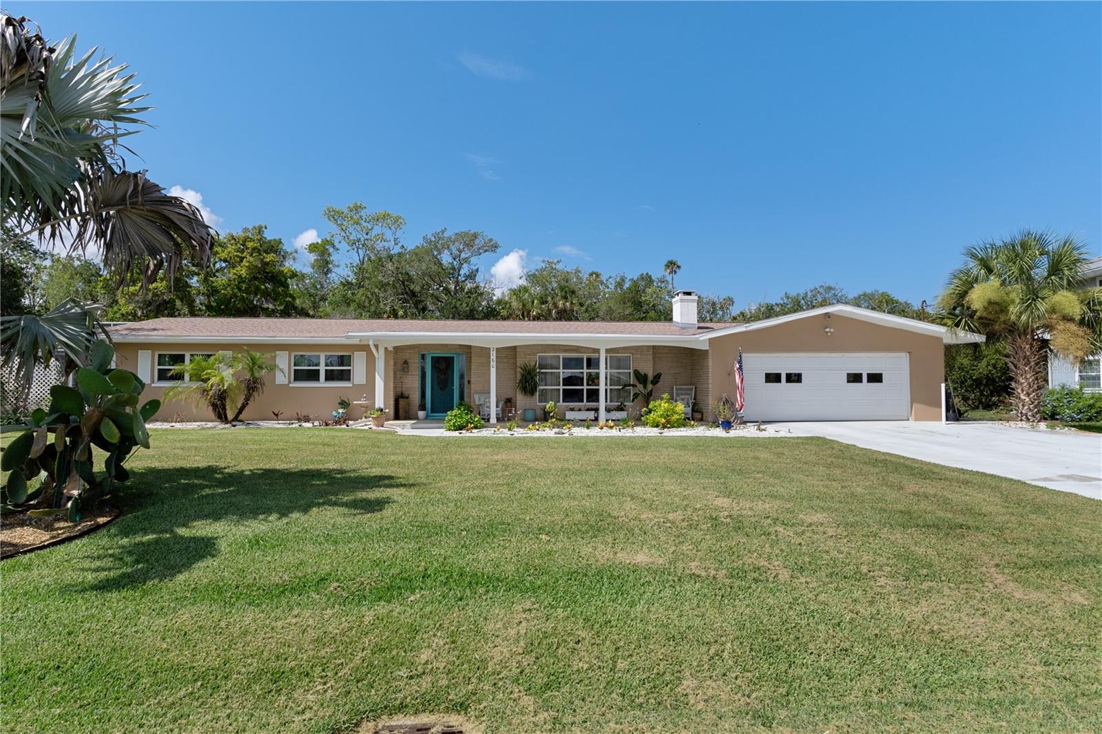 2160 N Watersedge Dr Property Photo 7