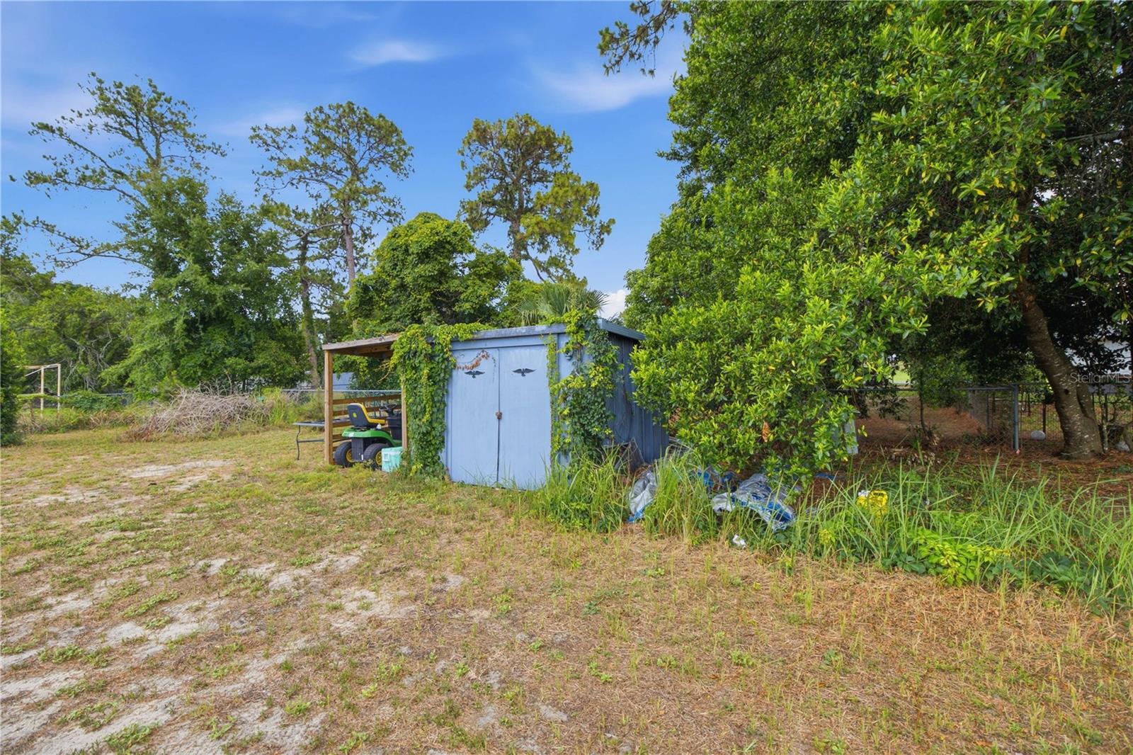 477 Spring Ln Property Photo 19