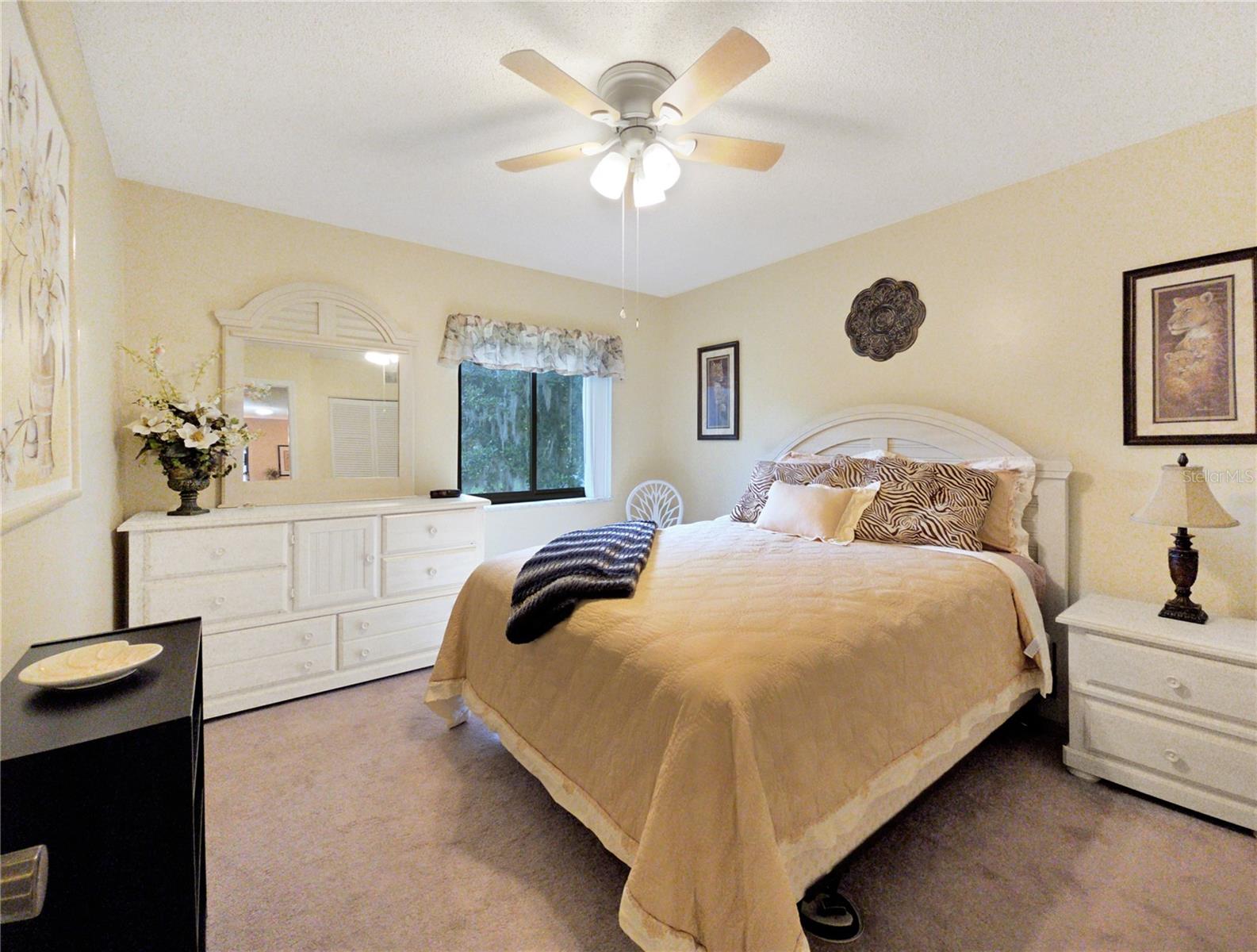 700 Midway Dr #b Property Photo 17