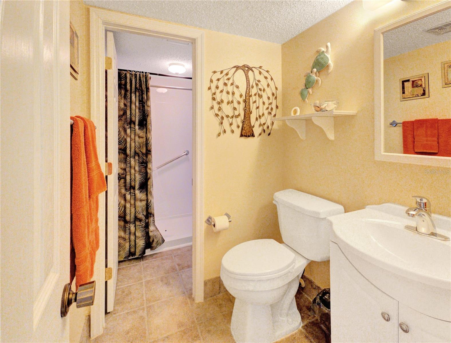 700 Midway Dr #b Property Photo 18