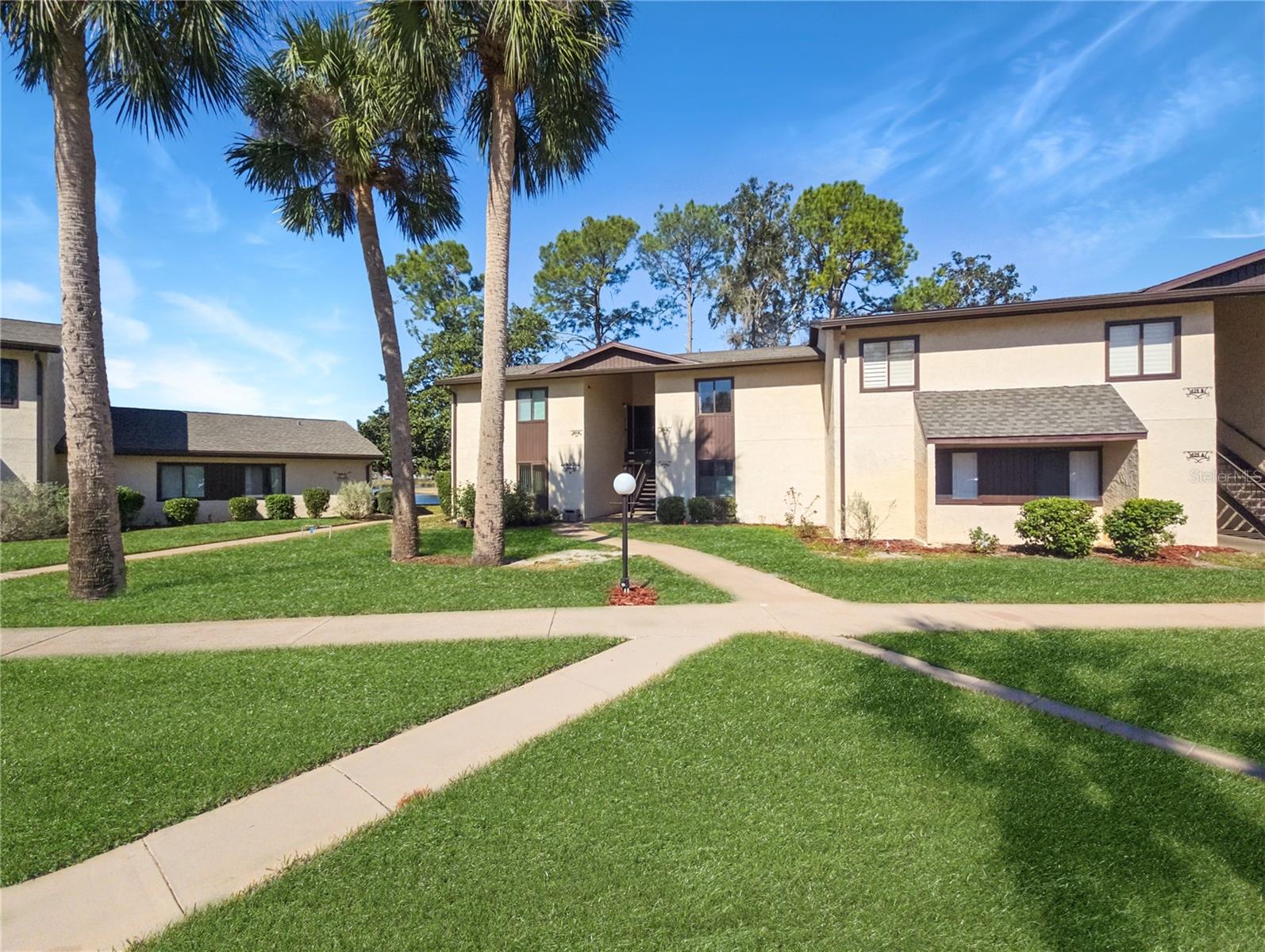 623 MIDWAY DR #B Property Photo 1