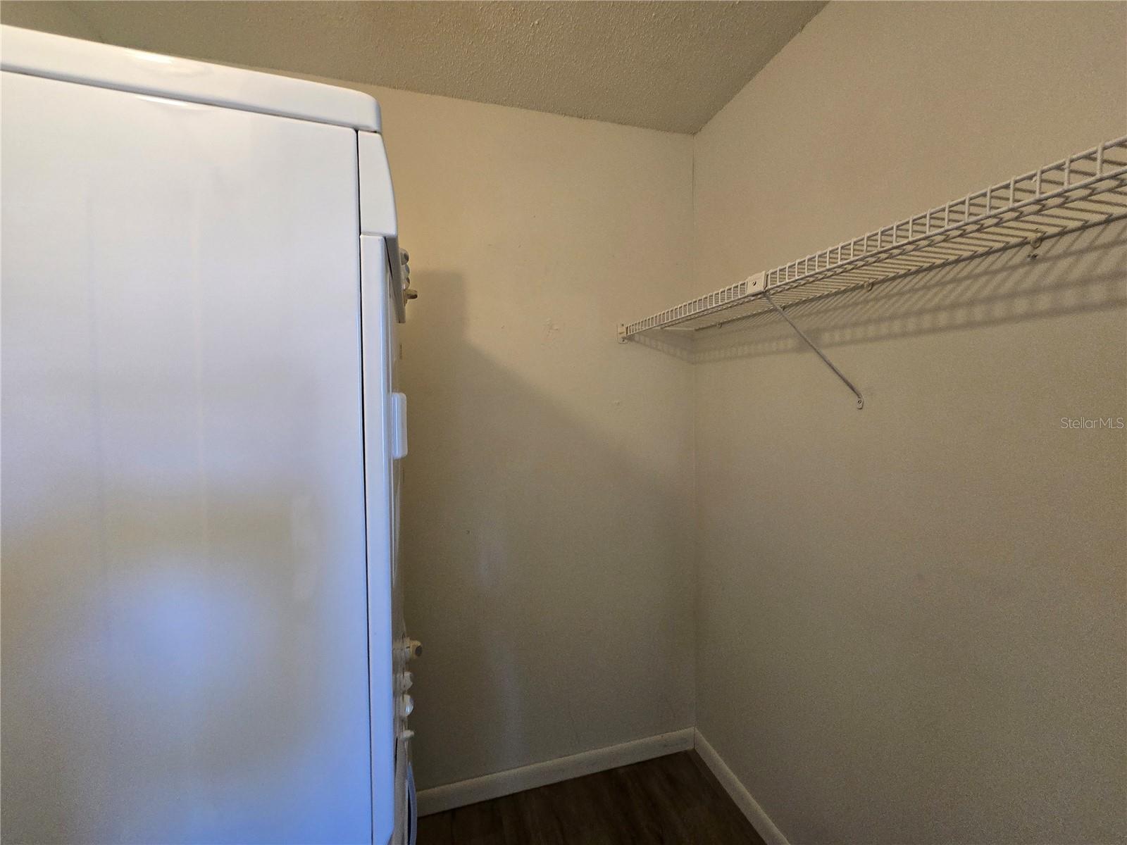 623 Midway Dr #b Property Photo 14