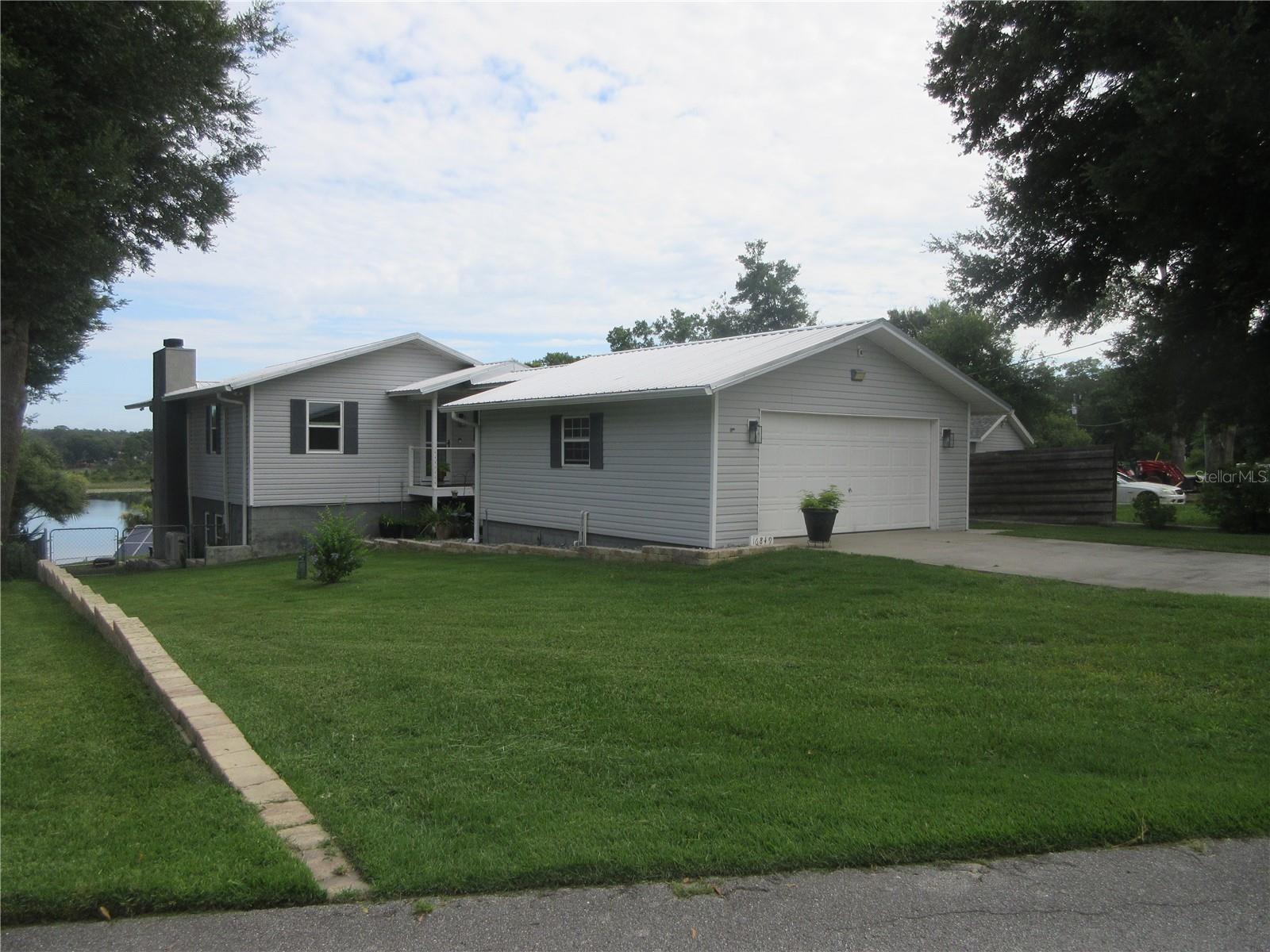16849 Se 59th Pl Property Photo 1