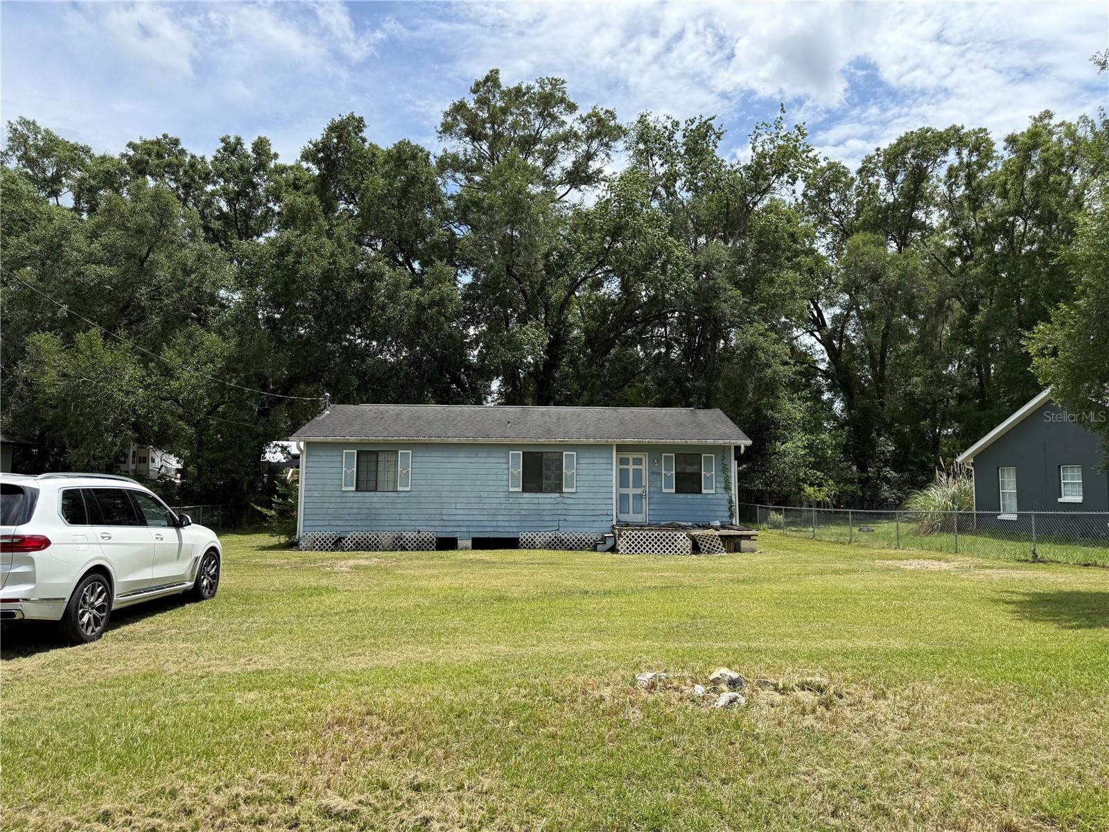 4600 Se 136th Ln Property Photo 2