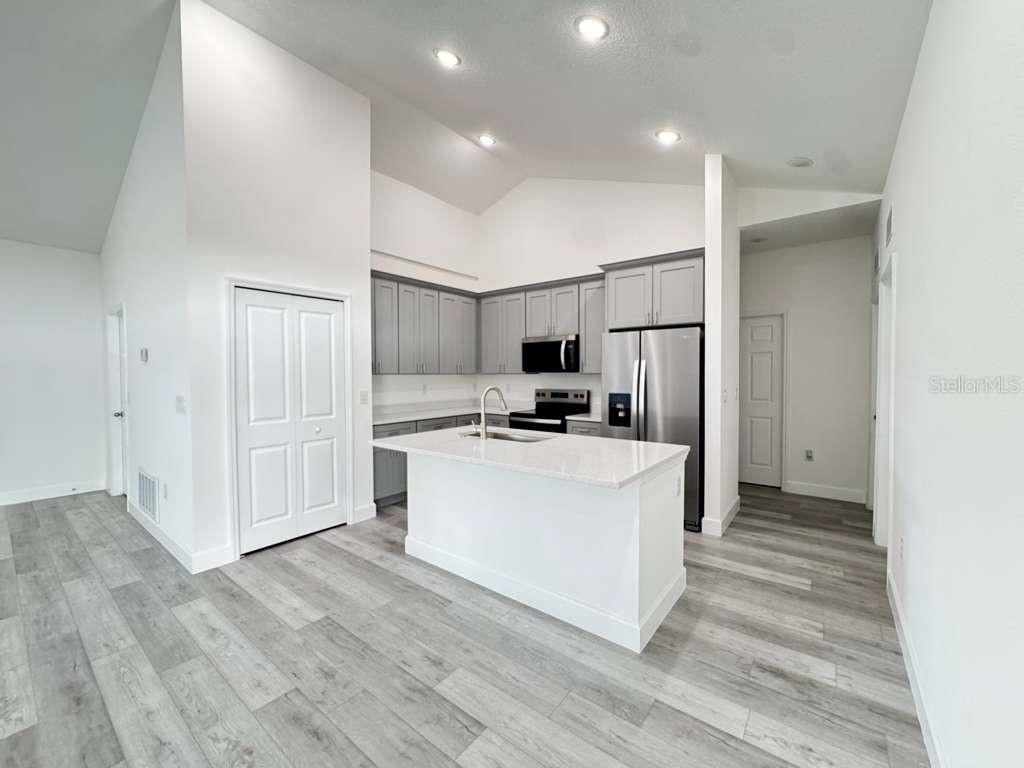 13376 Sw 49th Ave Property Photo 13