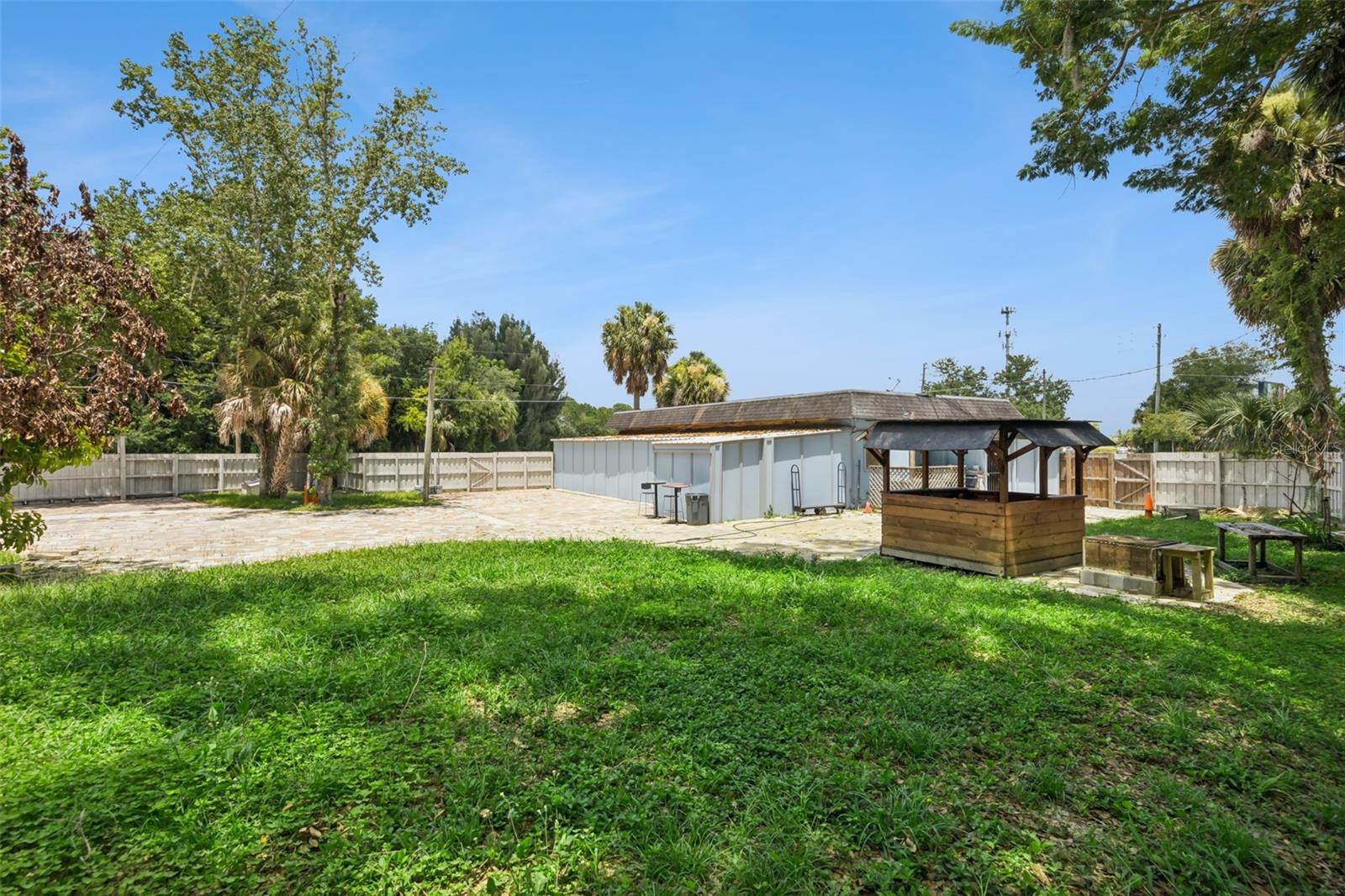 3640 Sanford Ave Property Photo 41