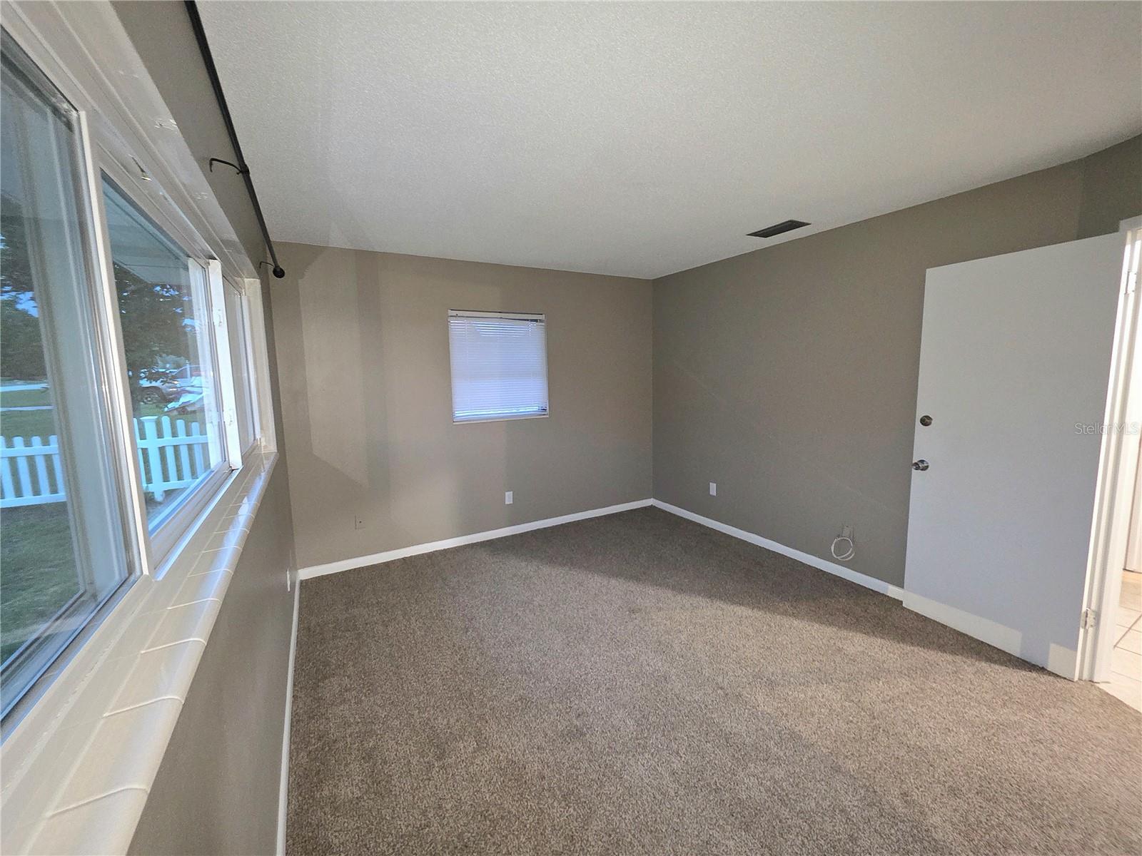21654 Sw Raintree St Property Photo 16