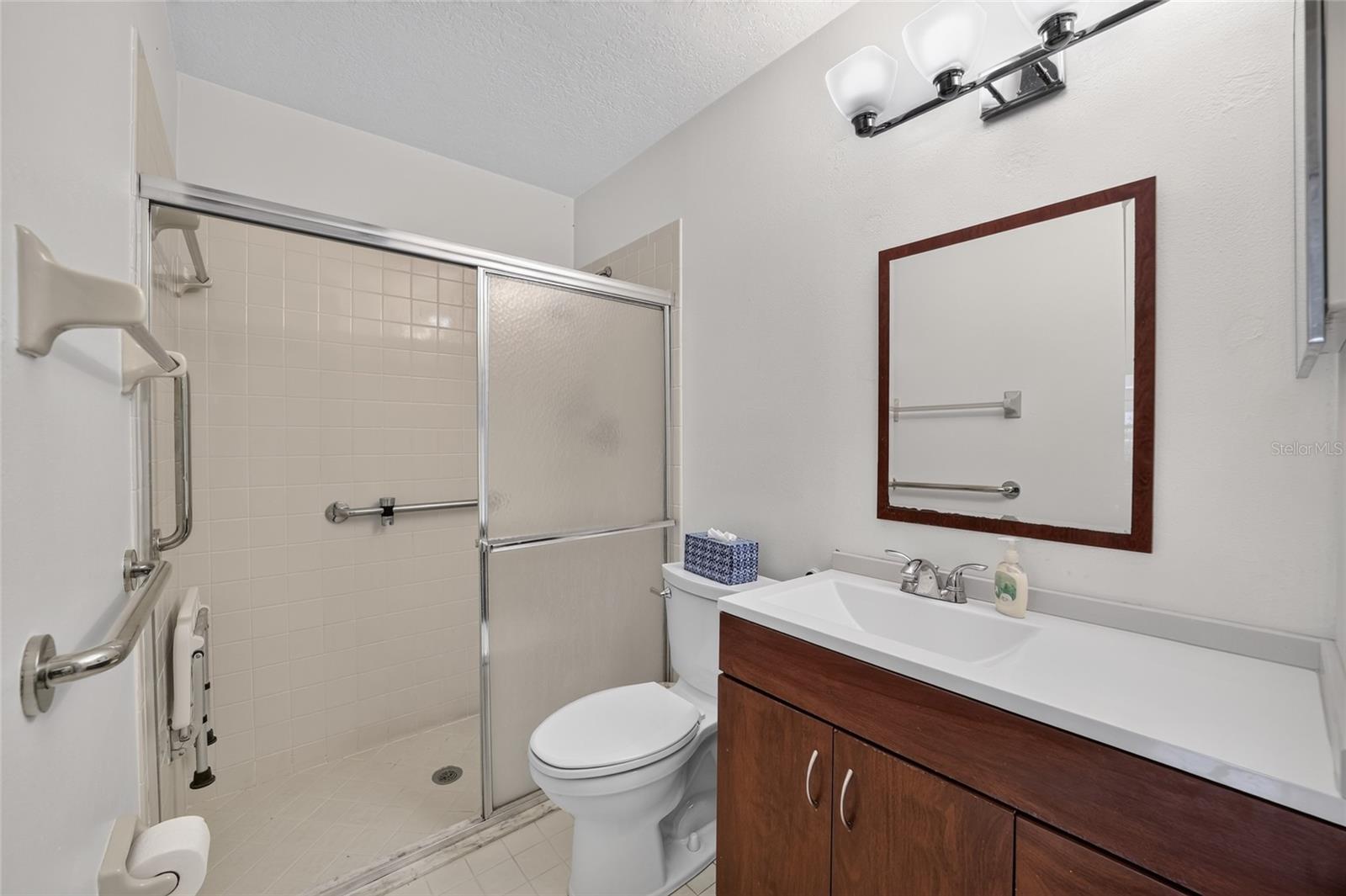 2437 Sw 20th Ct Property Photo 27