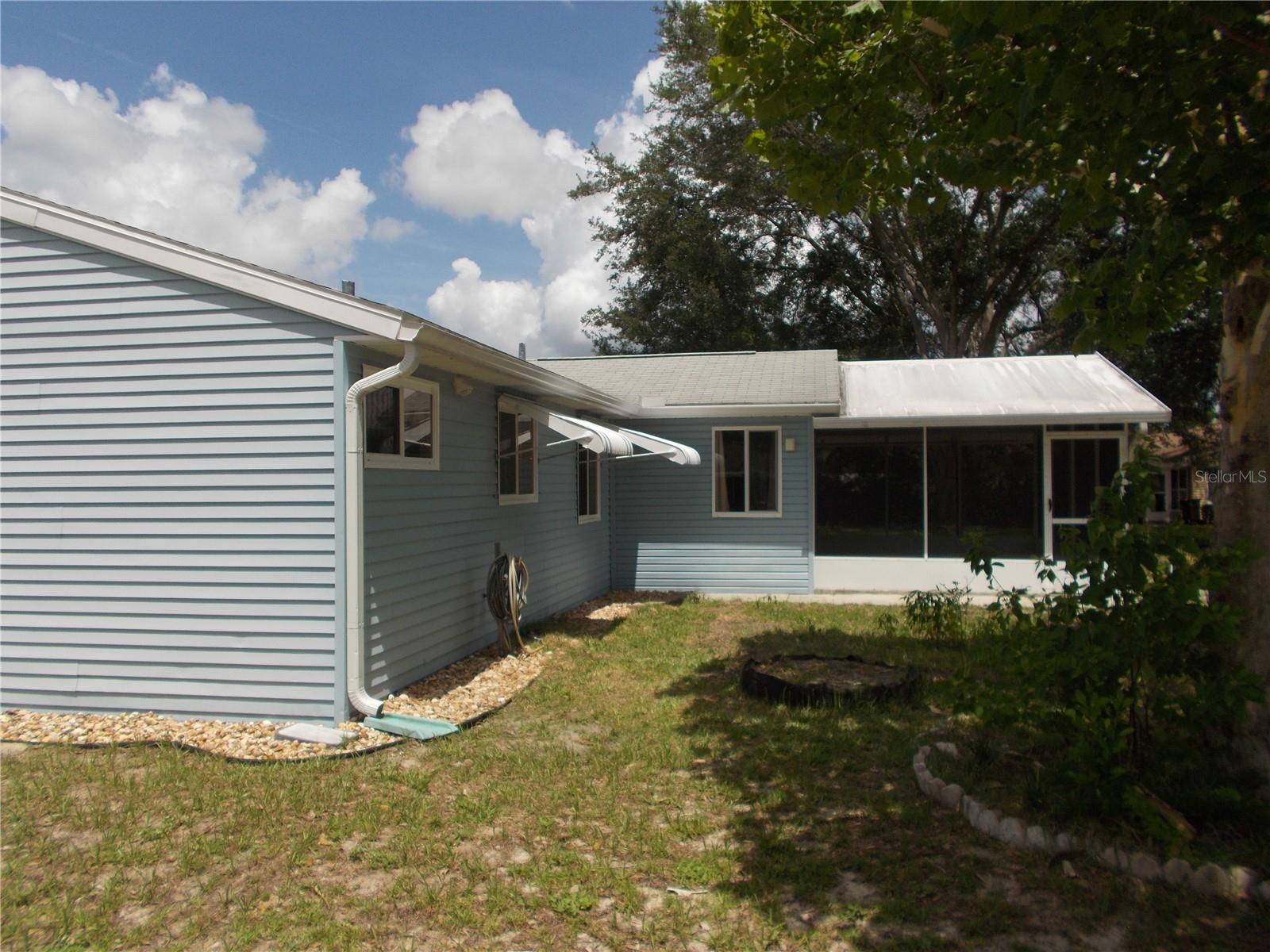 10877 Sw 88th Ct Property Photo 3