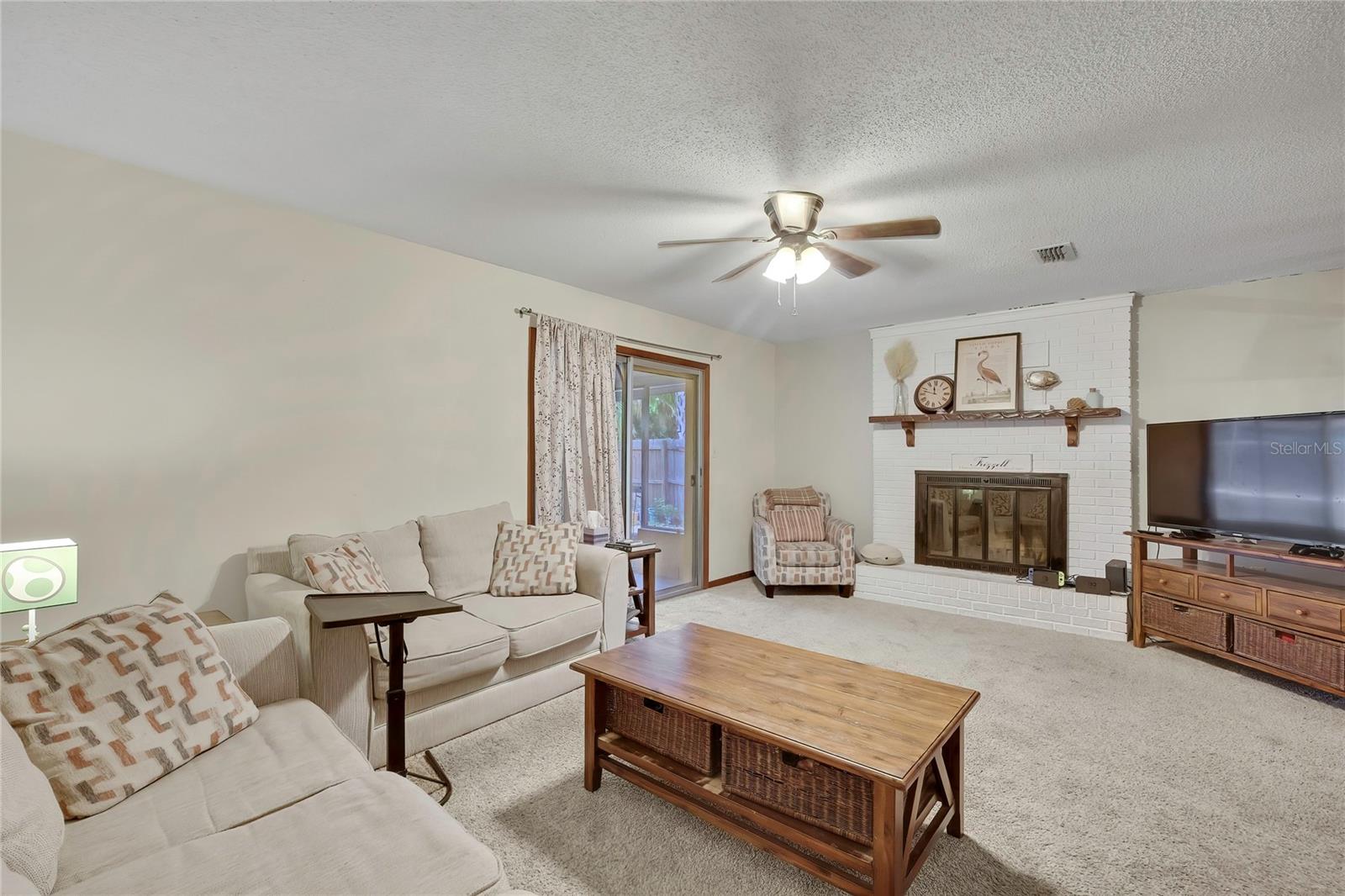 1931 Se 39th St Property Photo 5