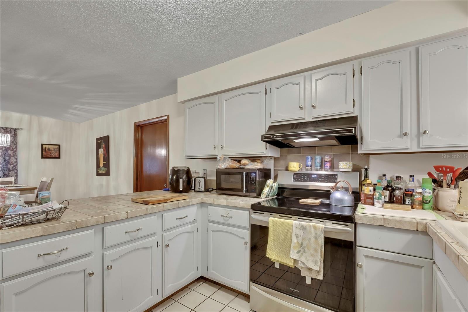1931 Se 39th St Property Photo 13