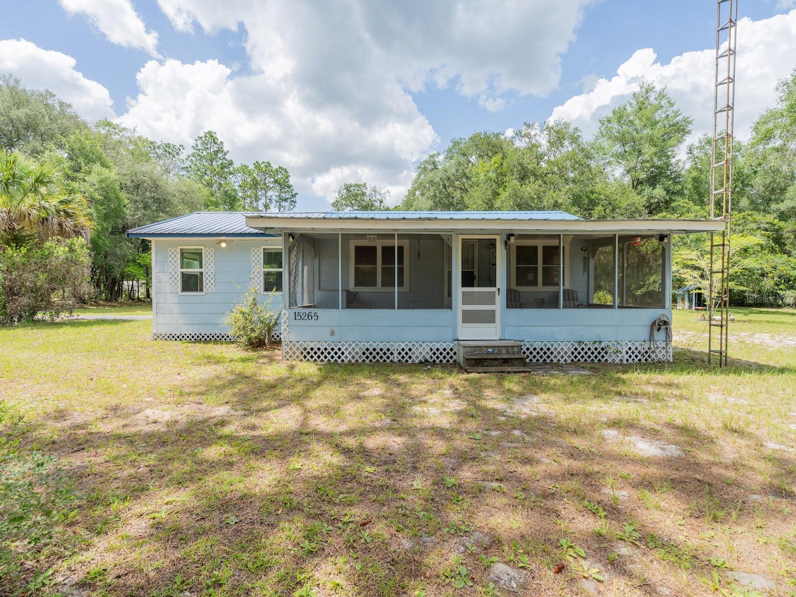 15265 Country Club Blvd Property Photo 2