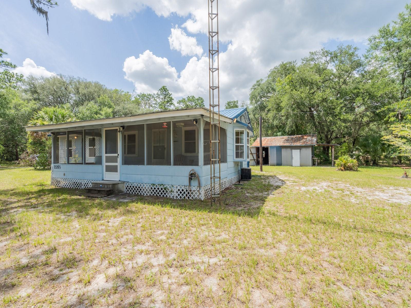 15265 Country Club Blvd Property Photo 3