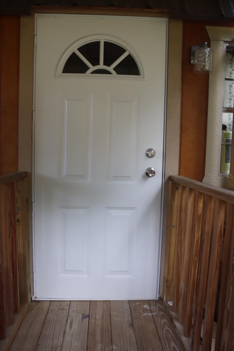 117 Frontenac St Property Photo 2