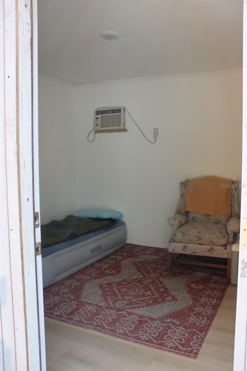 117 Frontenac St Property Photo 8