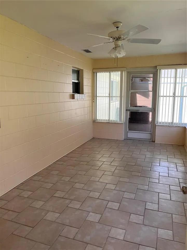 8591 Sw 93rd Pl #e Property Photo 21