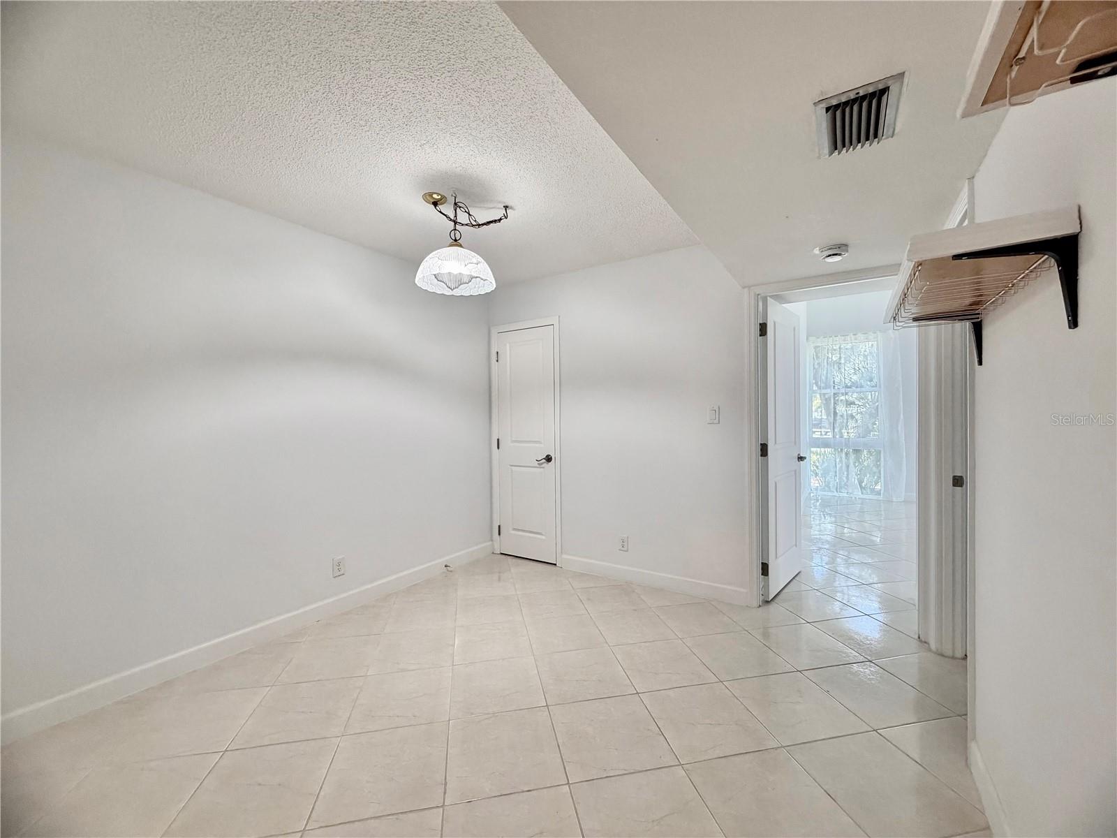 7400 Sun Island Dr S #111 Property Photo 14