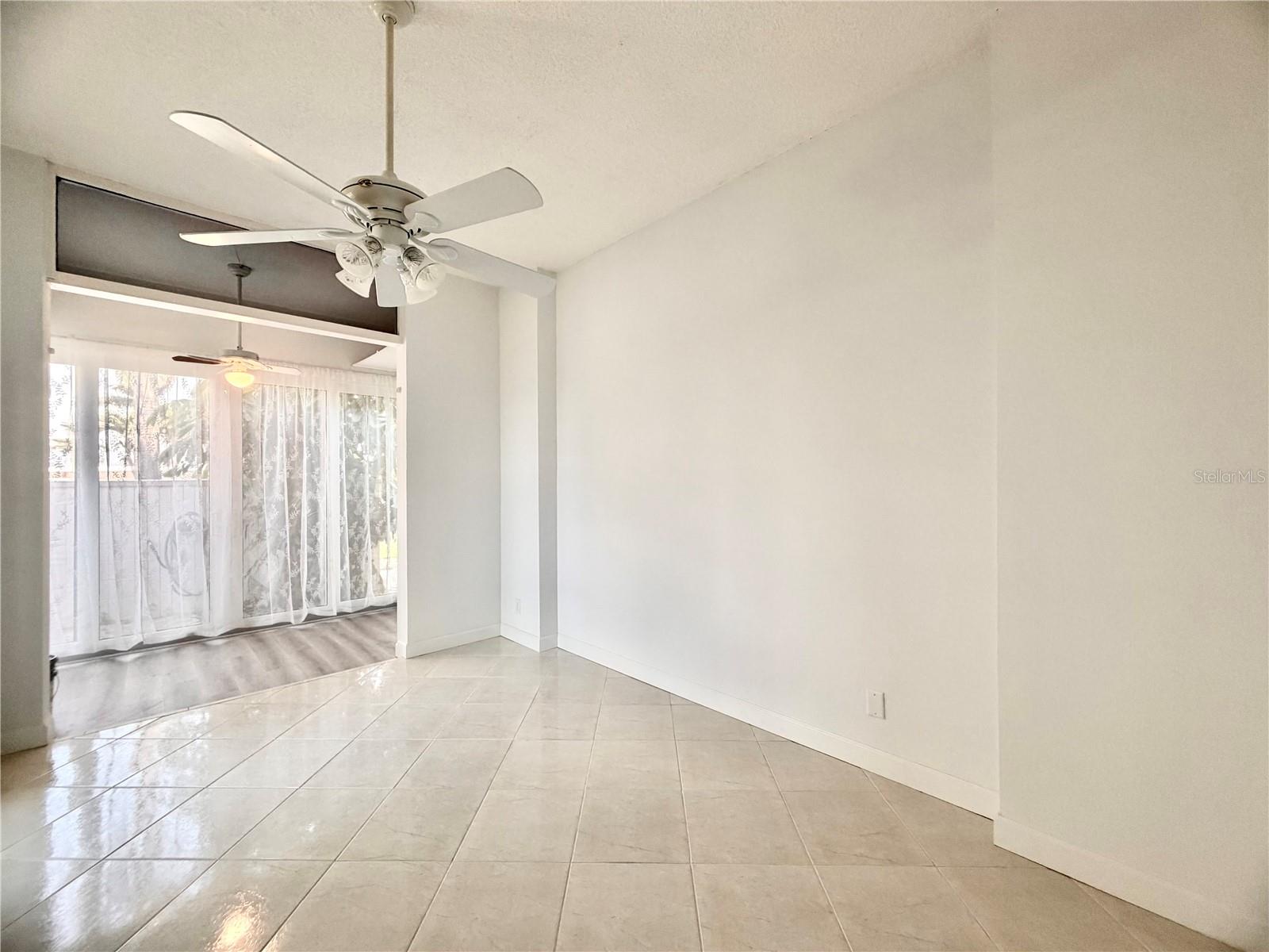 7400 Sun Island Dr S #111 Property Photo 16