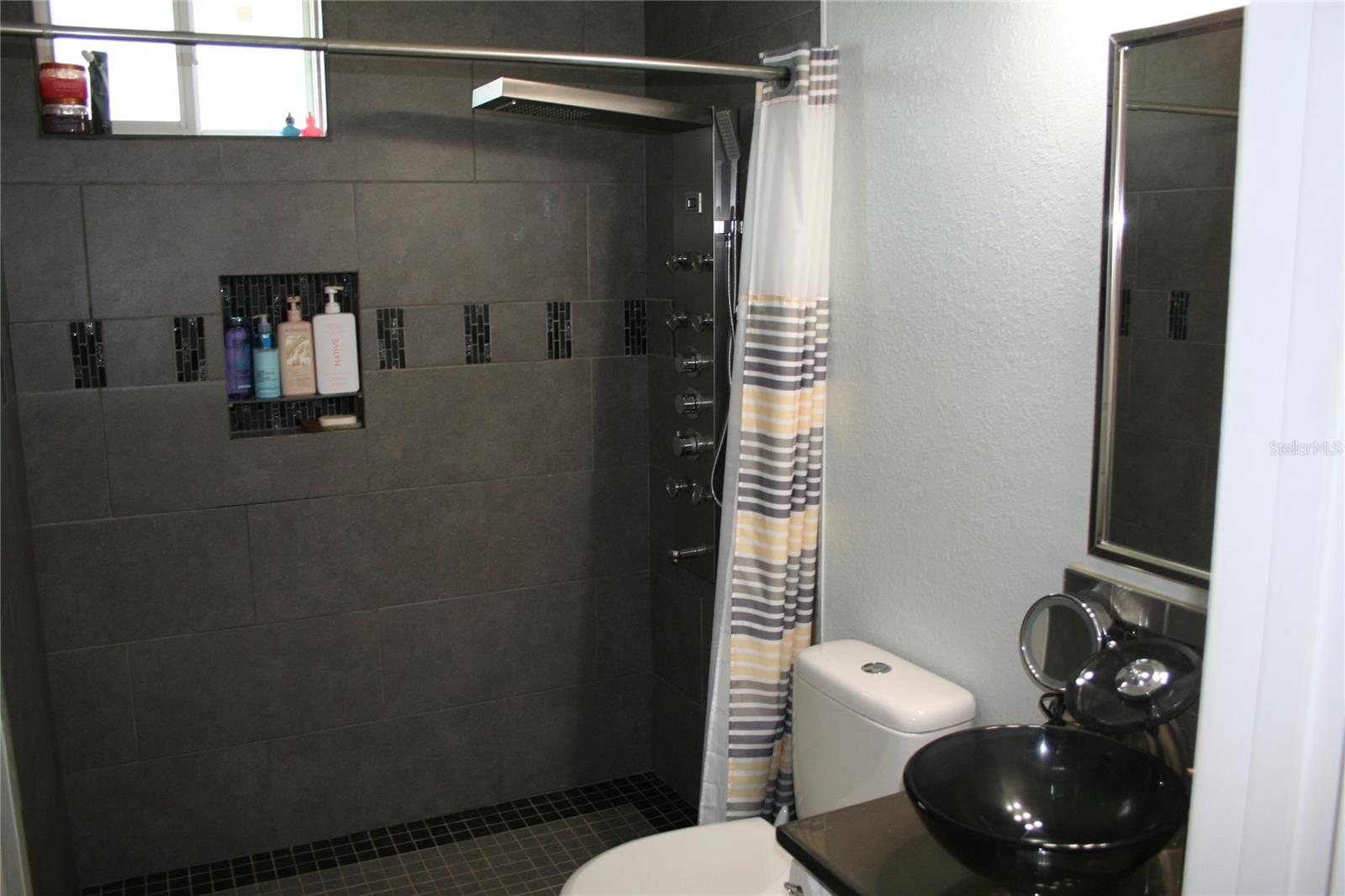 236 Ne 13th Pl Property Photo 12