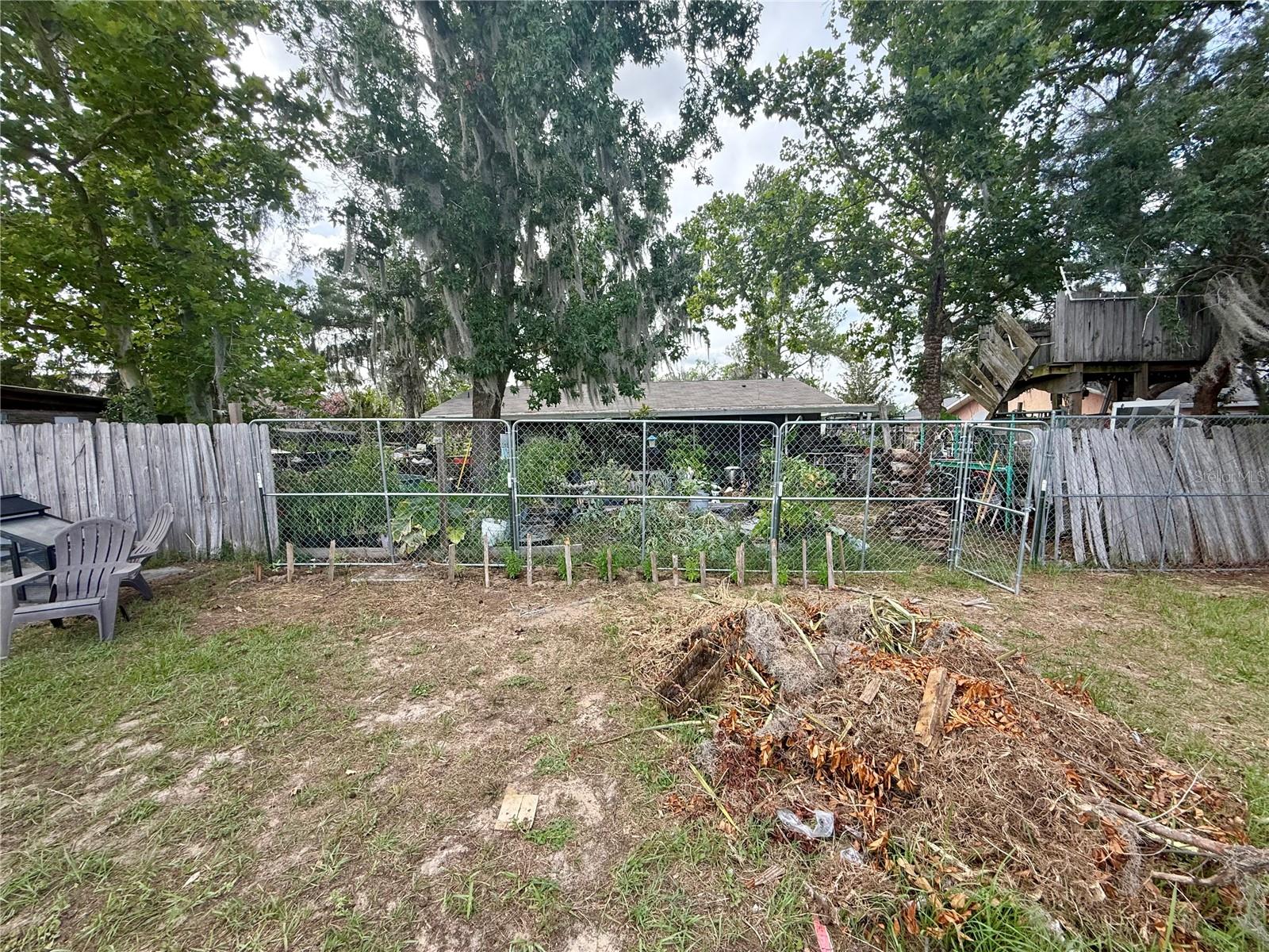 6 Spring Lane Way Property Photo 21